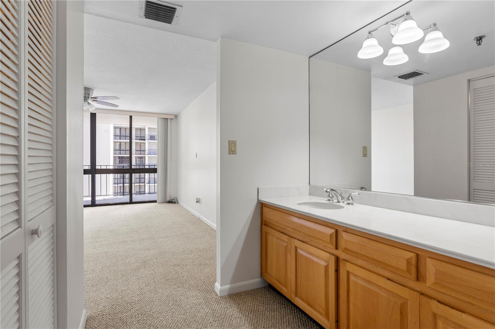 3301 BAYSHORE BLVD #702E