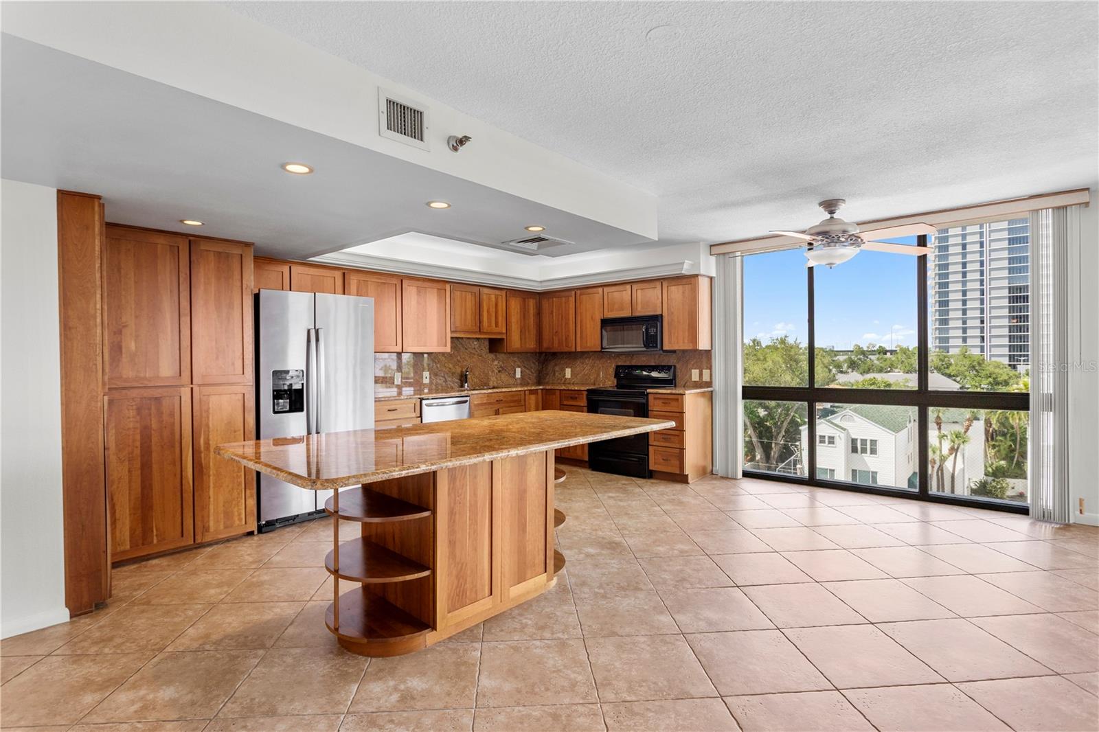 3301 BAYSHORE BLVD #702E