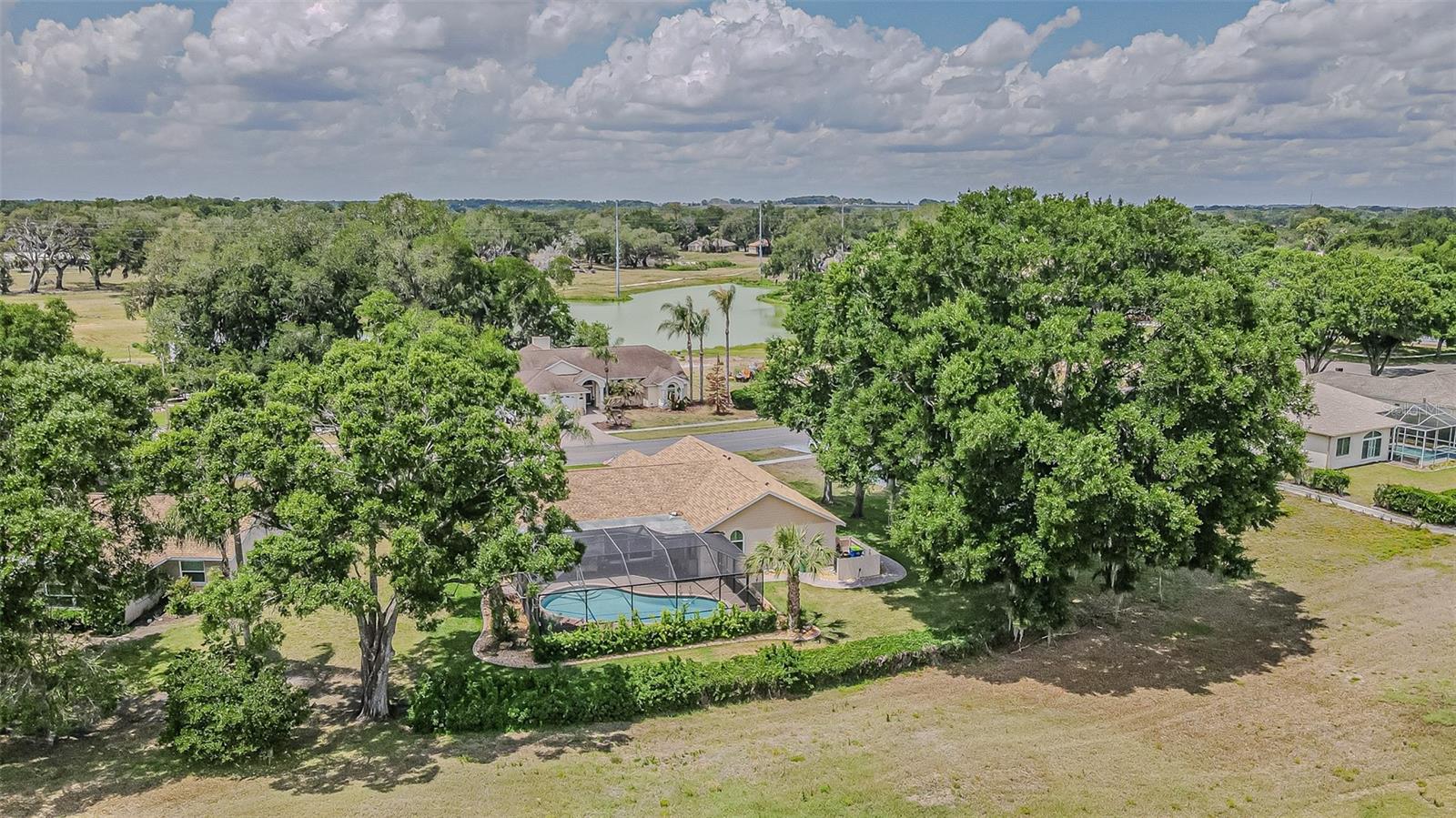 6132 SILVER OAKS DR