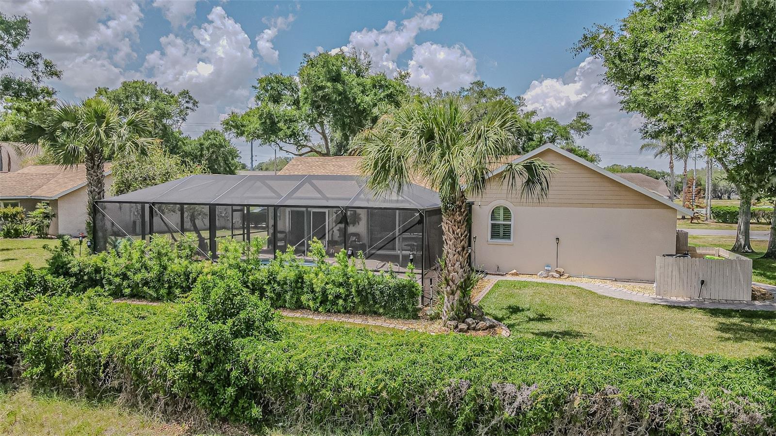 6132 SILVER OAKS DR