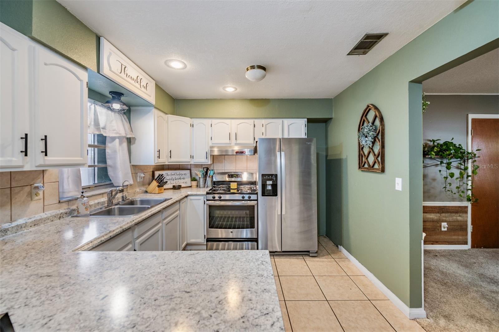 39048 BLUE JAY AVE