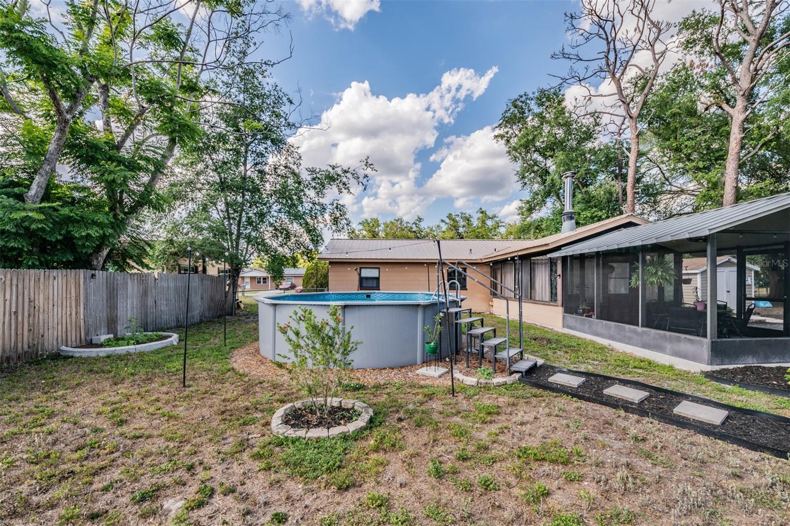 39048 BLUE JAY AVE