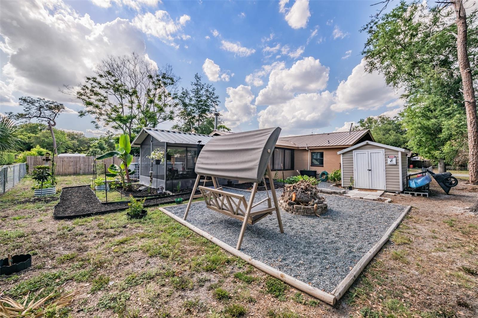 39048 BLUE JAY AVE
