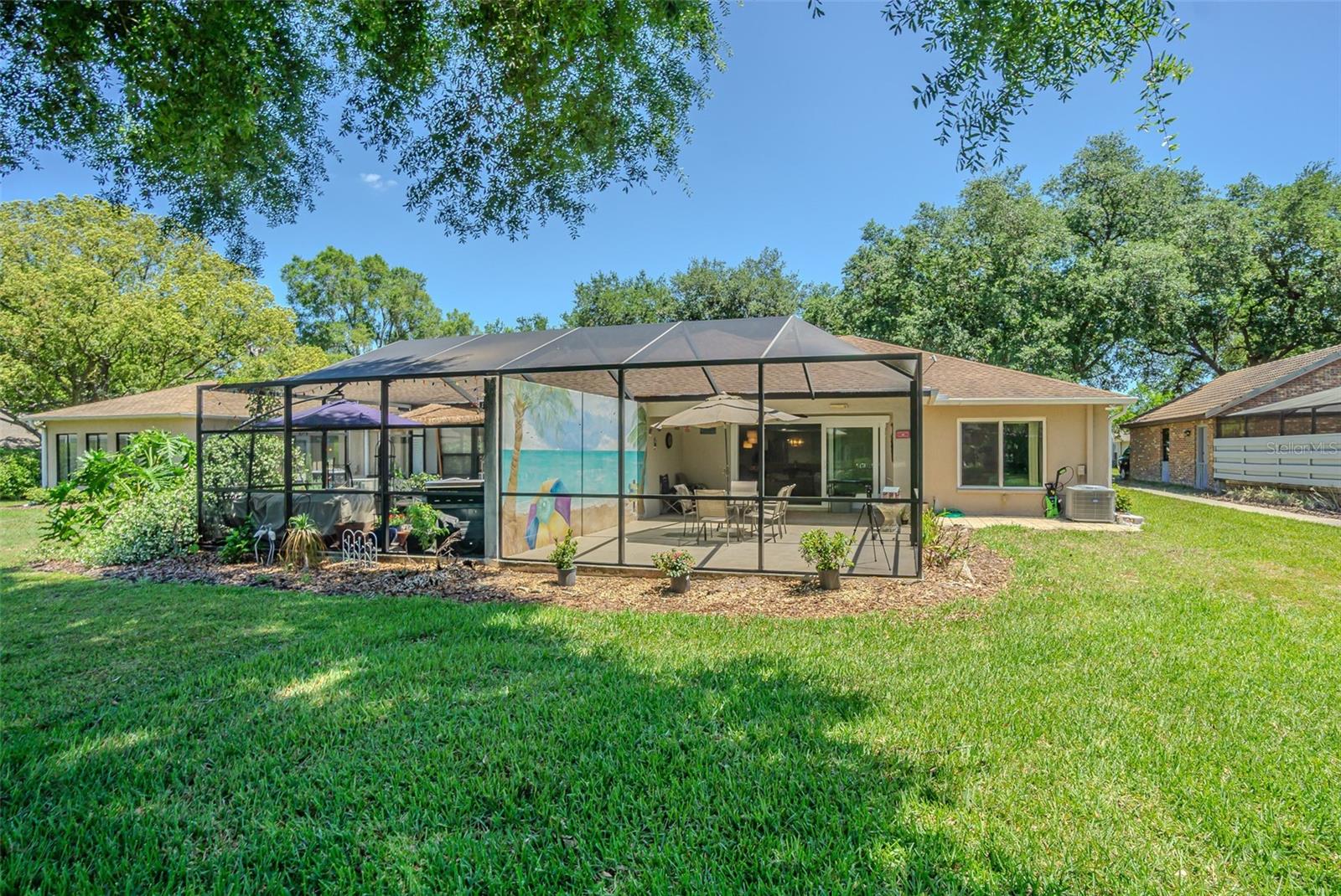 6431 LAURELWOOD DR