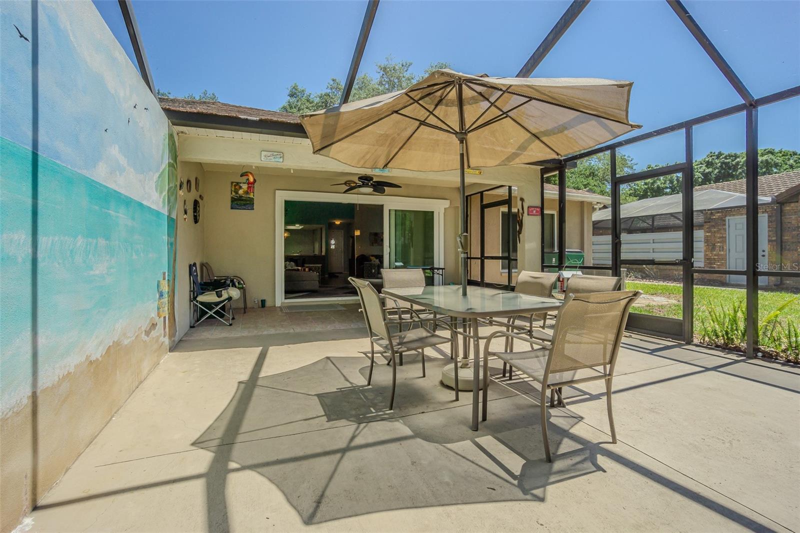 6431 LAURELWOOD DR