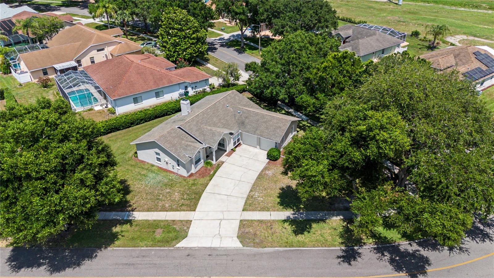 6208 HUNTINGTON DRIVE