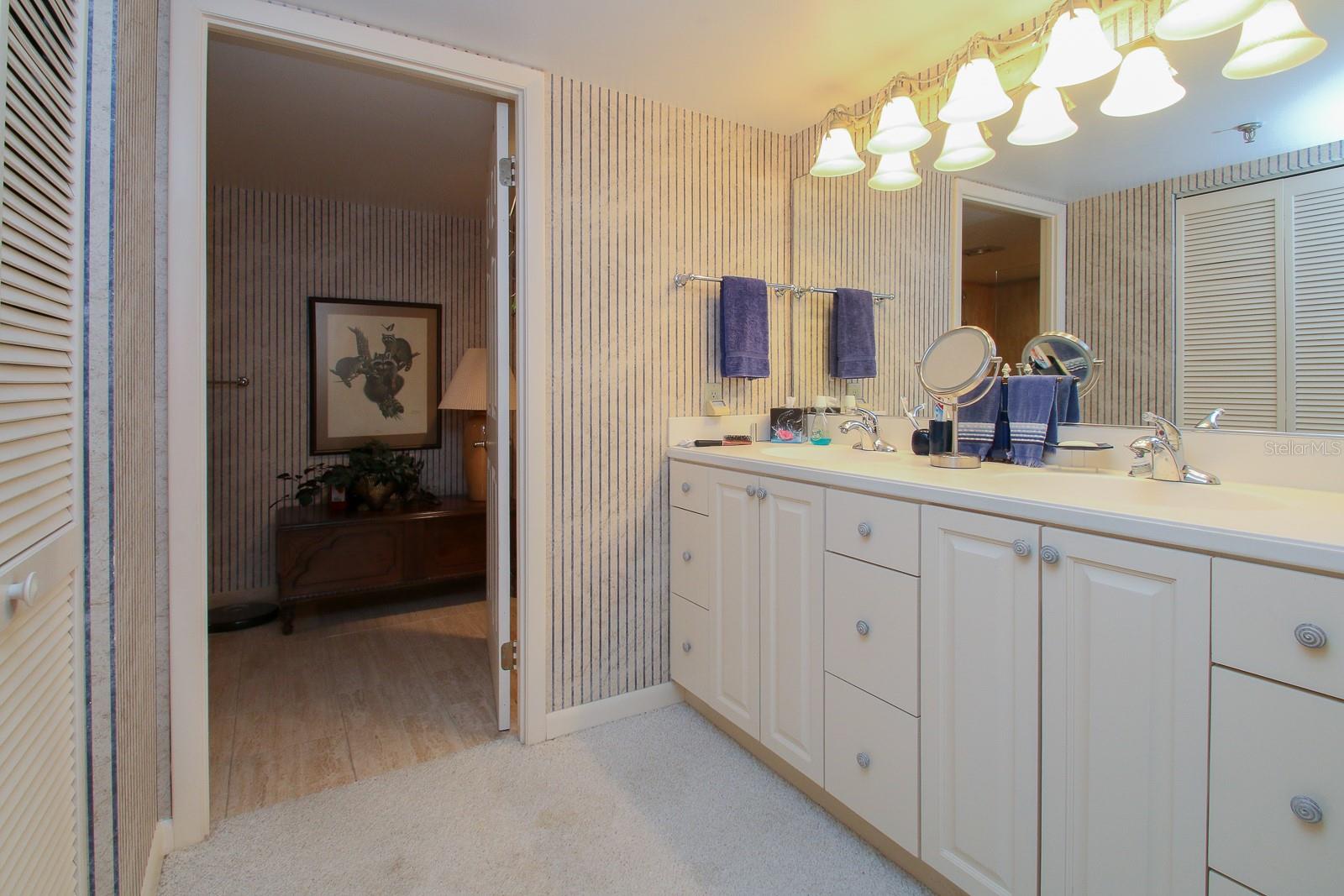 3301 BAYSHORE BLVD #1609A