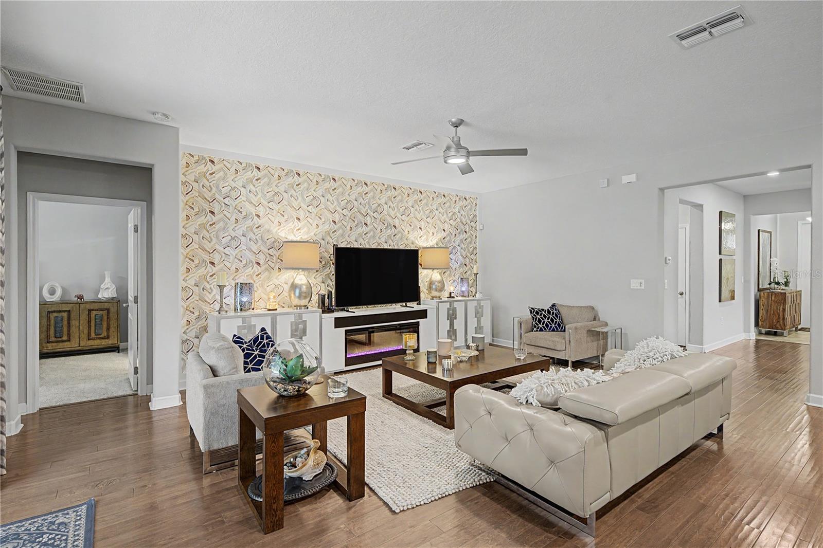 4926 SOUTHERN VALLEY LOOP