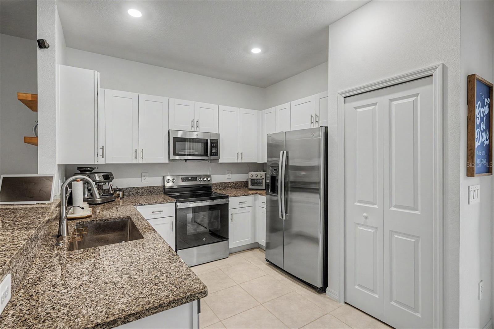 10261 HONEY HAMMOCK WAY