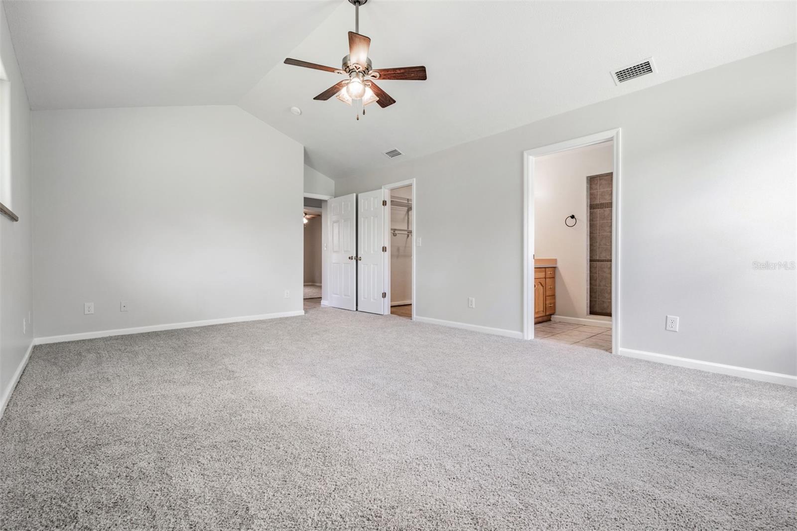 6536 NORTHLAKE DR