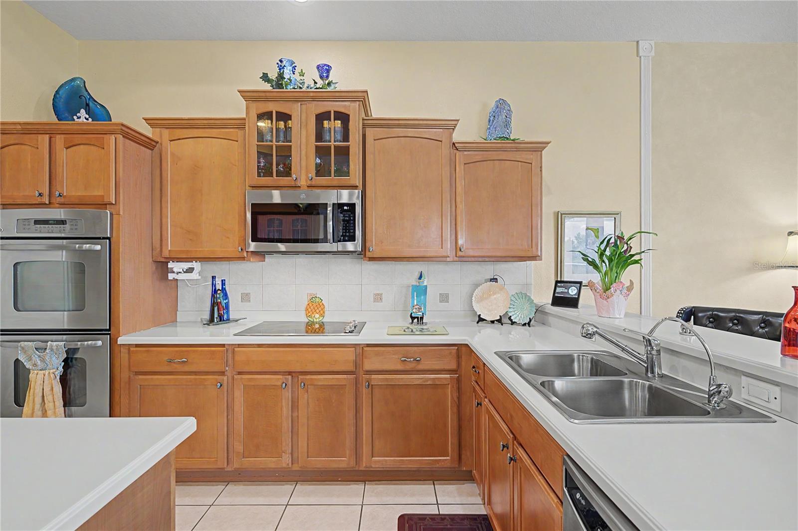 13301 THOROUGHBRED DR