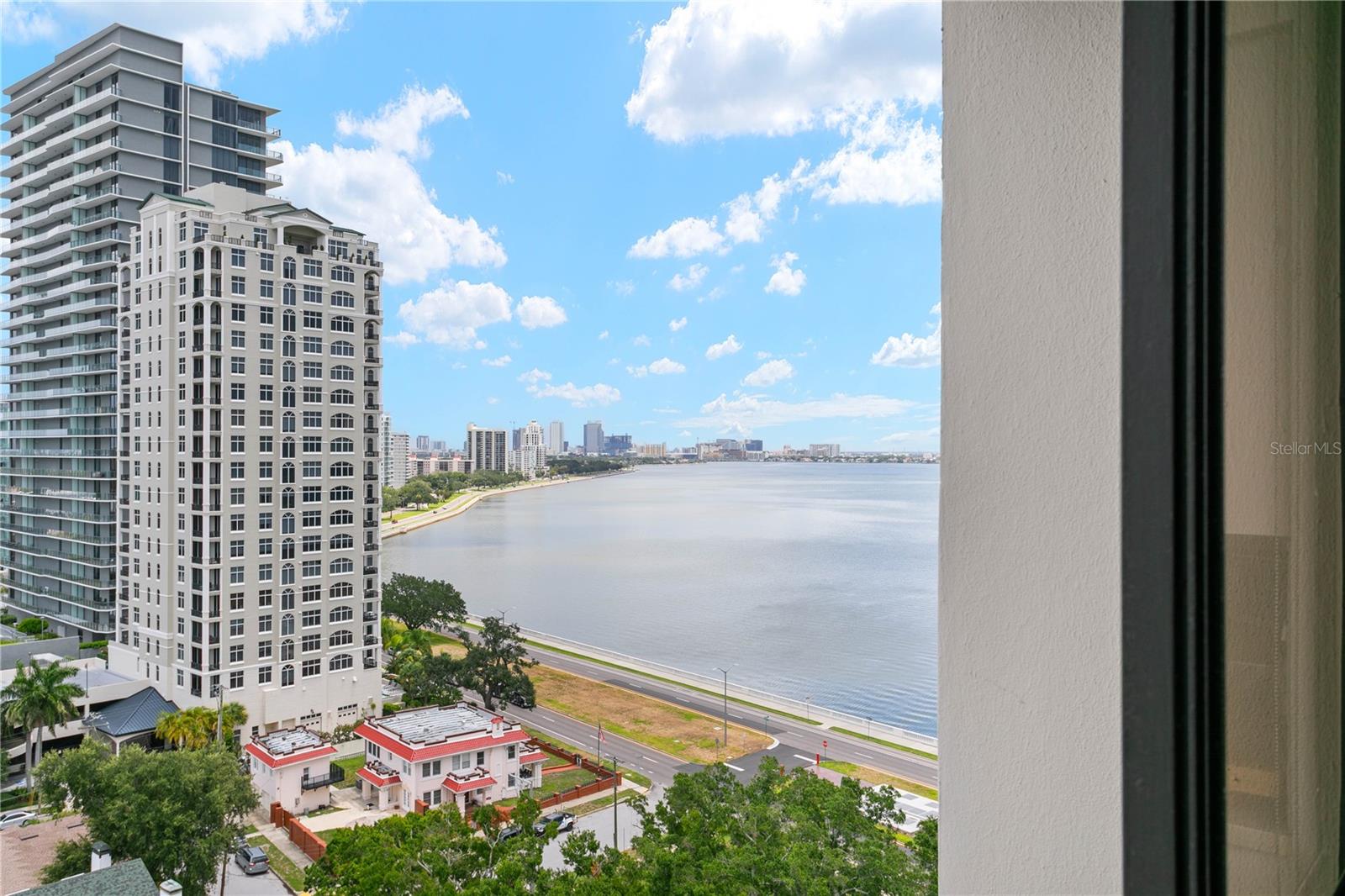 3301 BAYSHORE BLVD #1601E