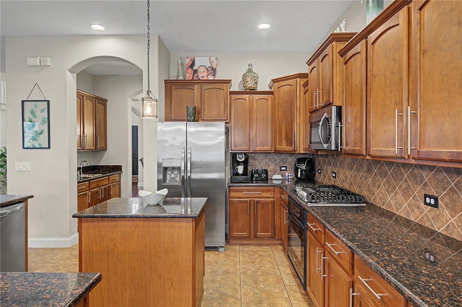 3038 MARBLE CREST DR