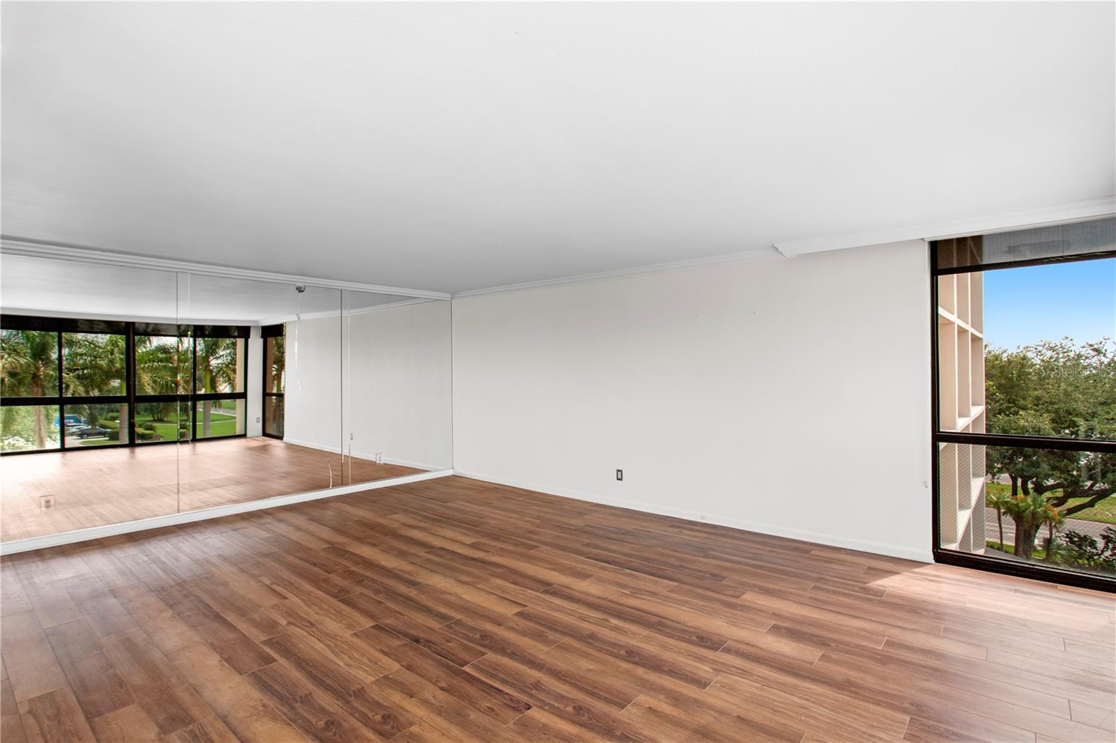 3301 BAYSHORE BLVD #509A