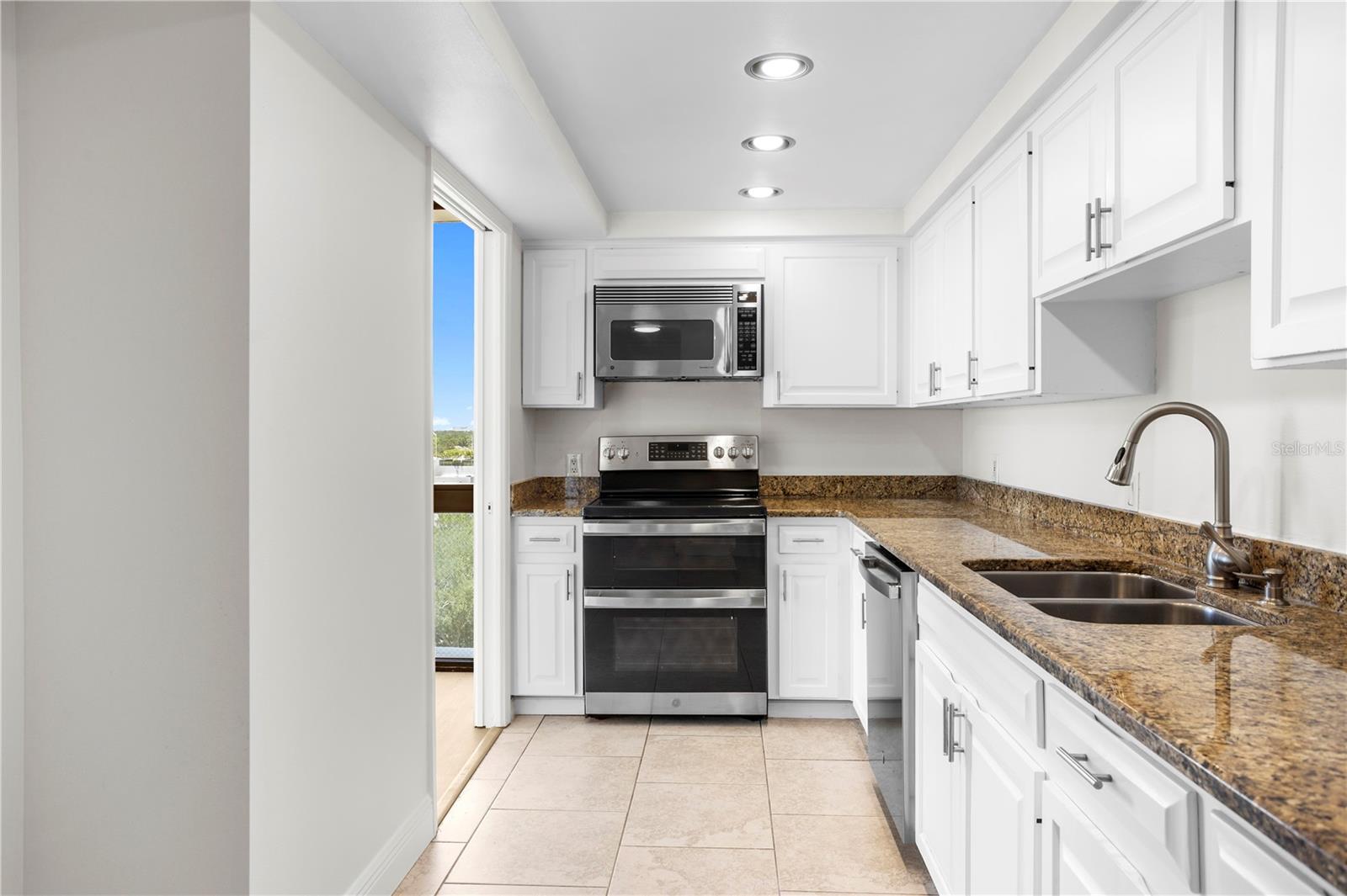 3301 BAYSHORE BLVD #1101E