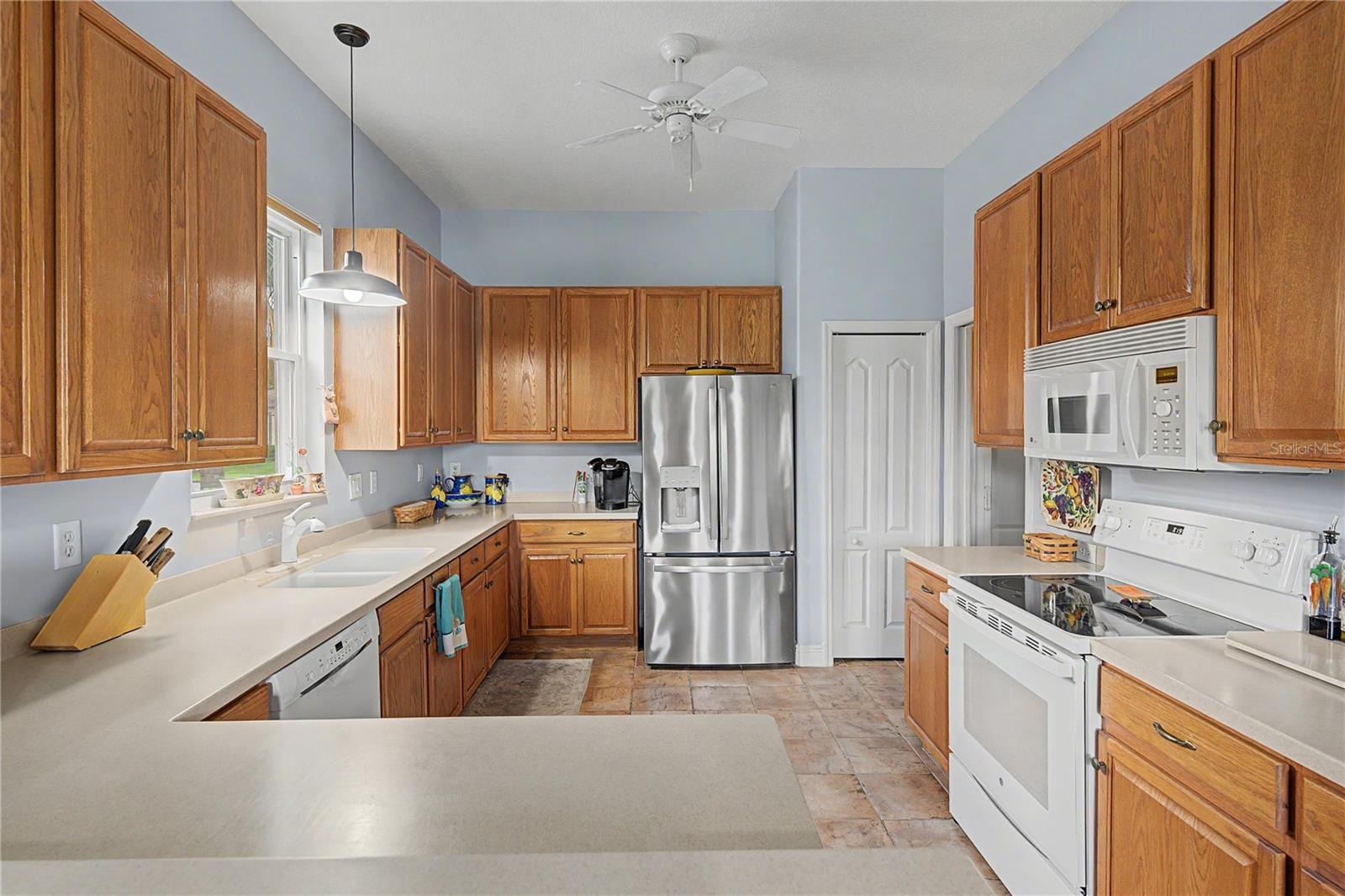 10231 CLEGHORN DR