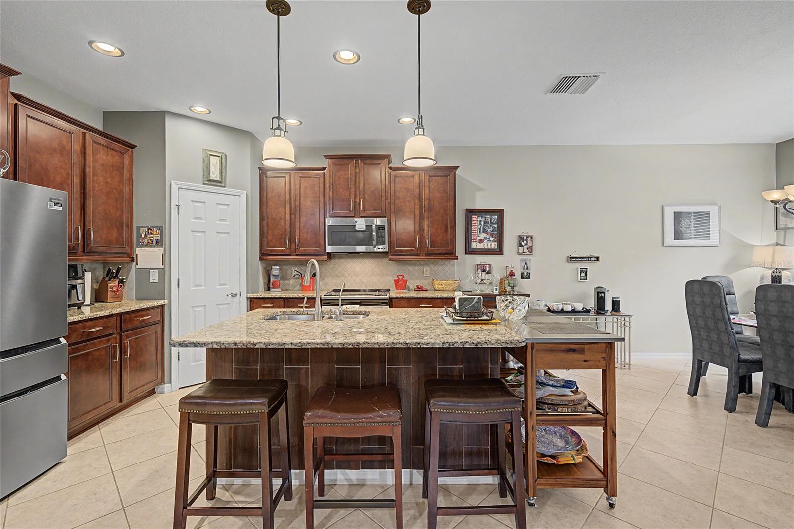 29358 GRASS BUNKER DR