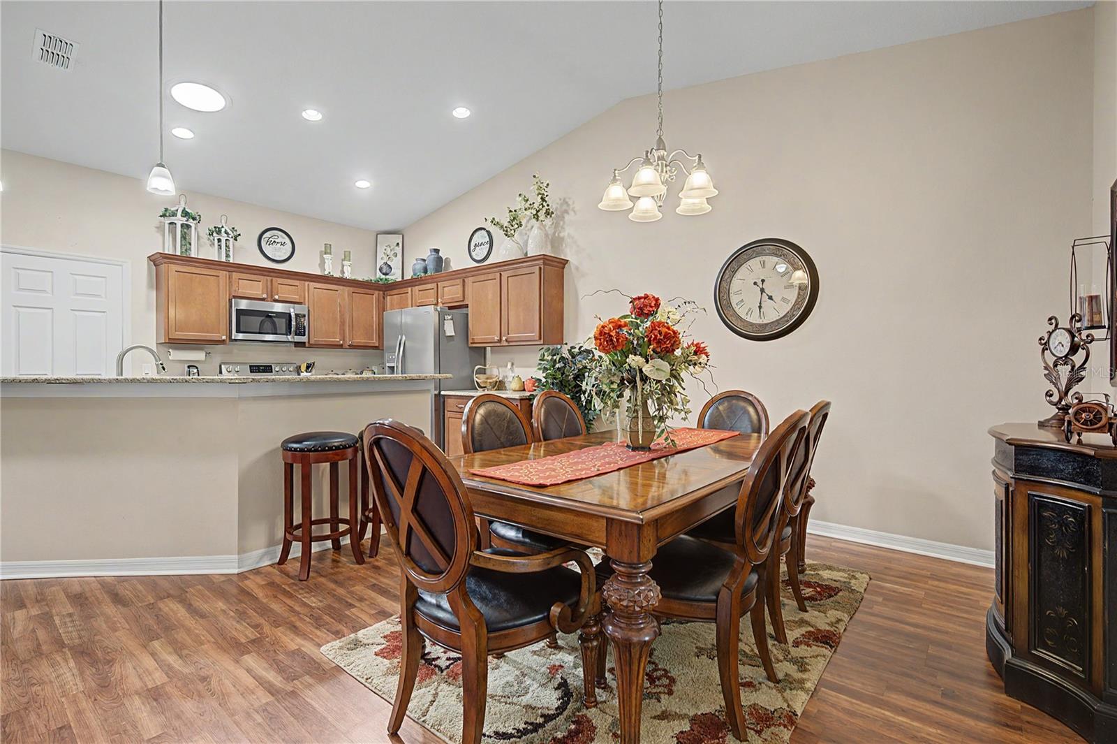 6783 BASSWOOD CIR