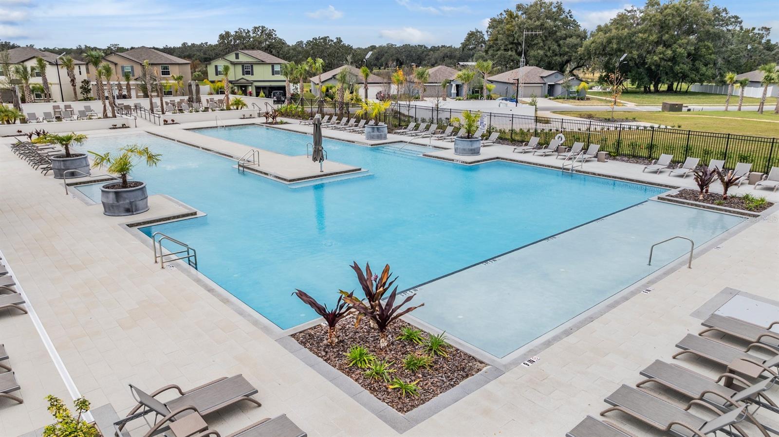 6357 BEVERLY HILLS DR