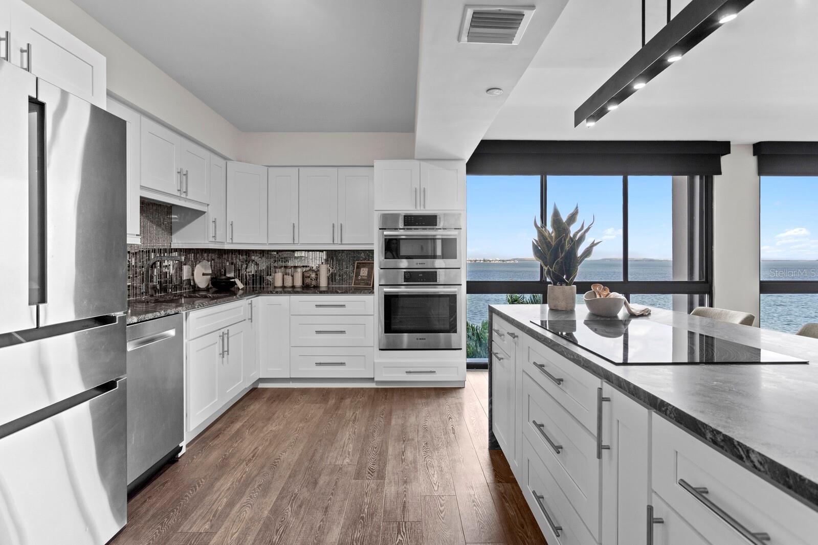 3301 BAYSHORE BLVD #806C