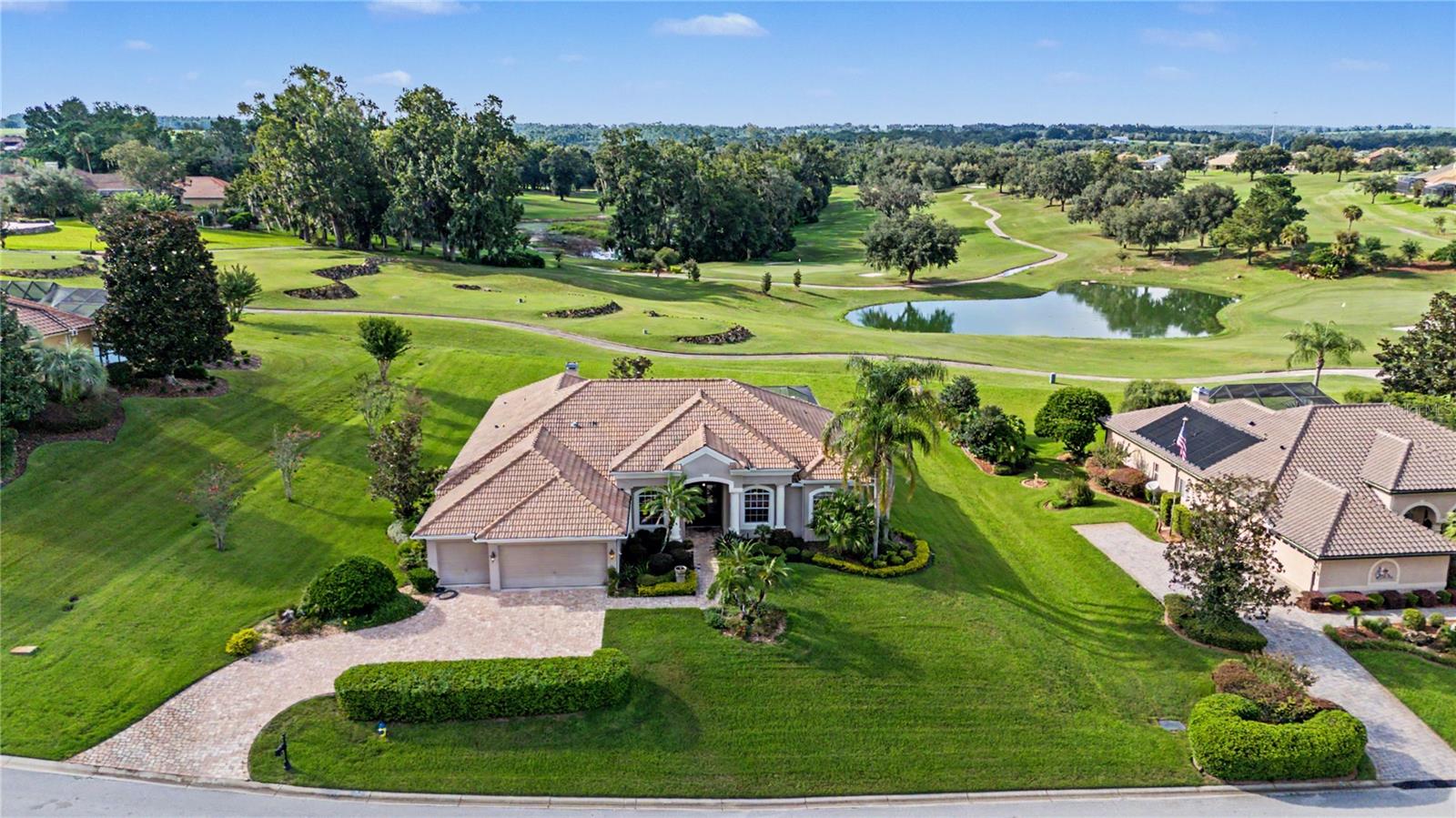 13823 THOROUGHBRED DR