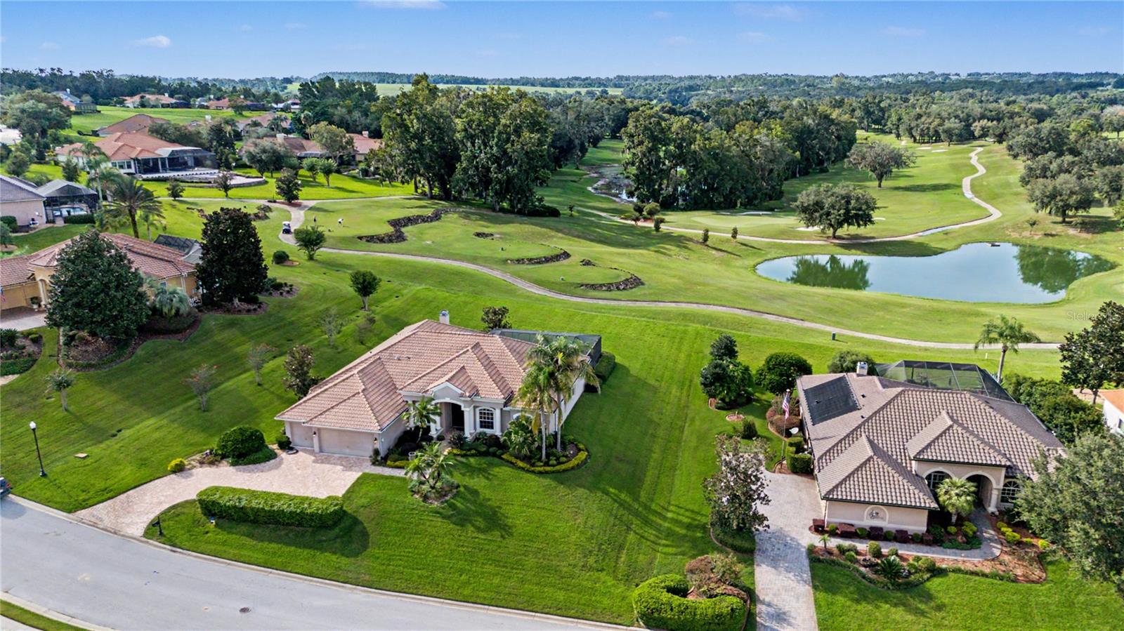 13823 THOROUGHBRED DR