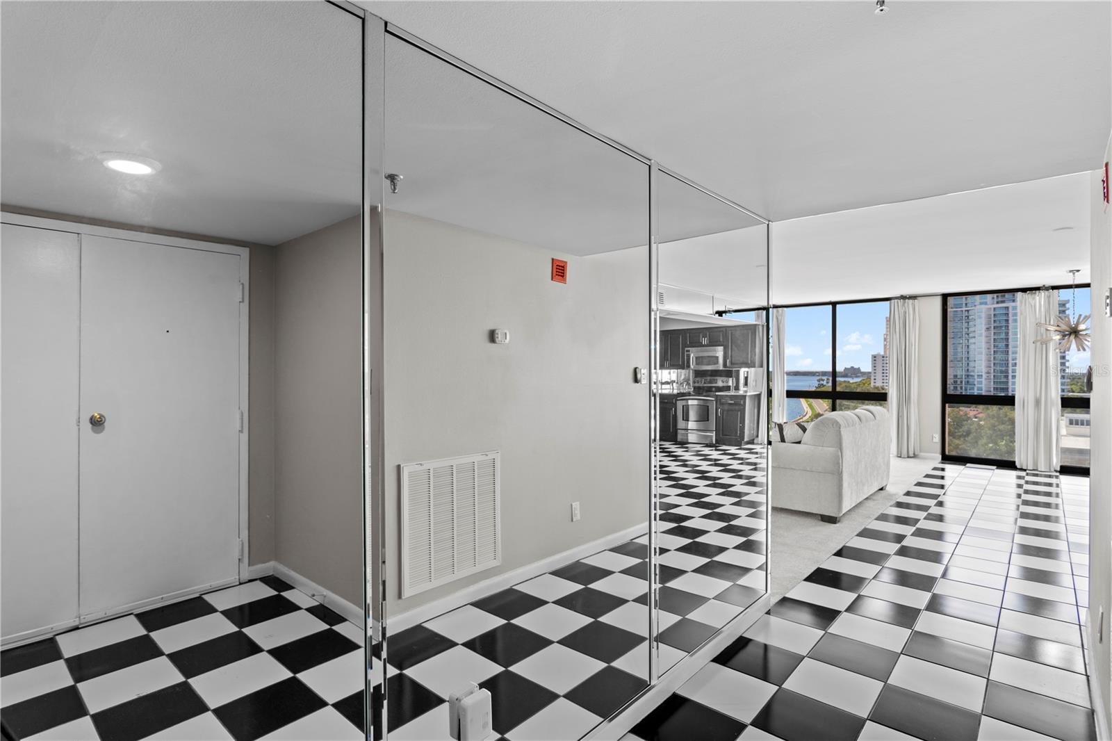 3301 BAYSHORE BLVD #1109A