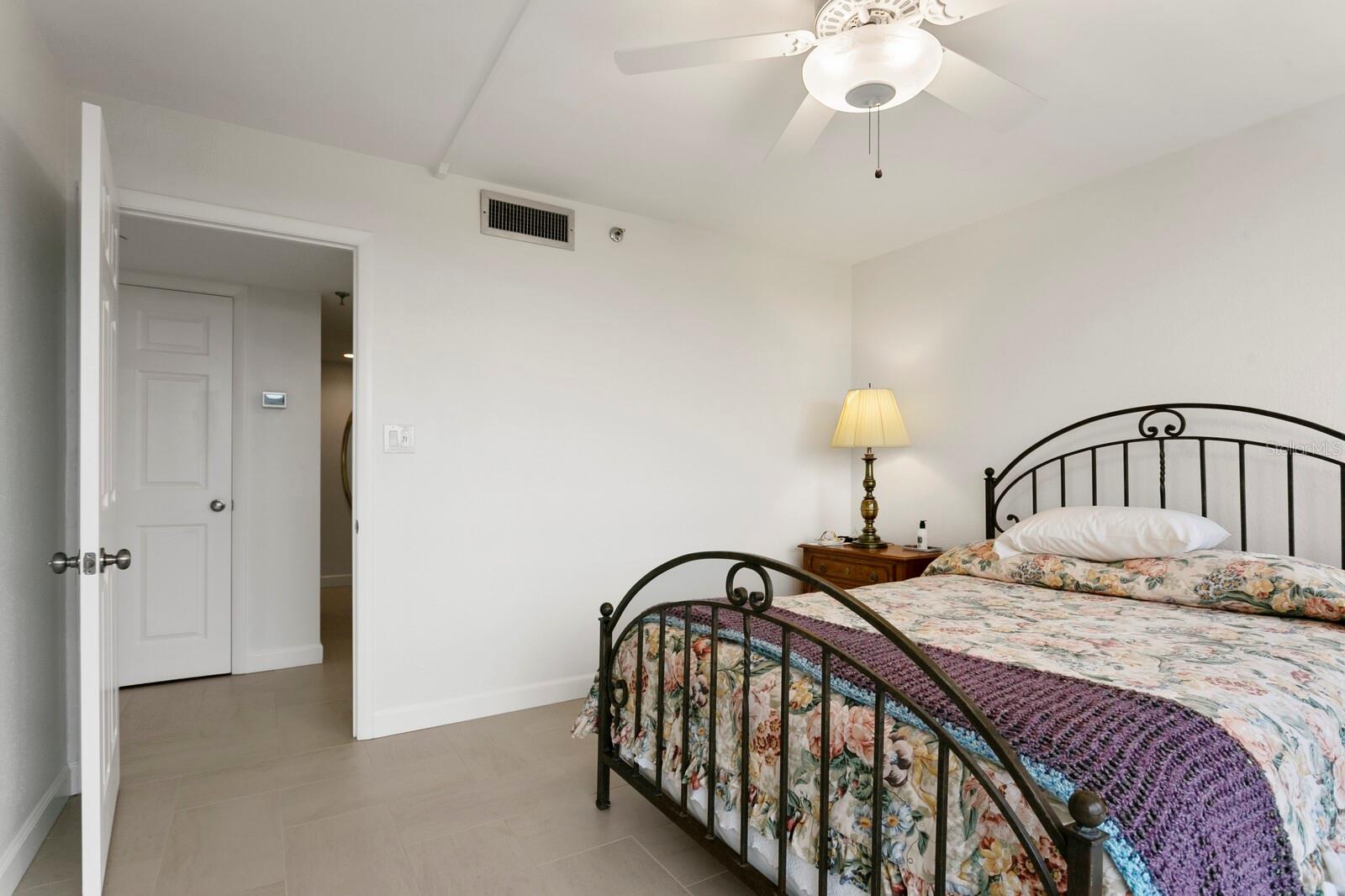 3301 BAYSHORE BLVD #901E