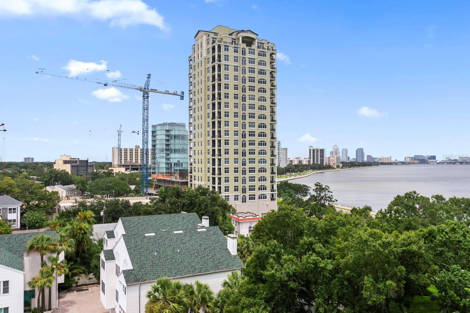 3301 BAYSHORE BLVD #901E