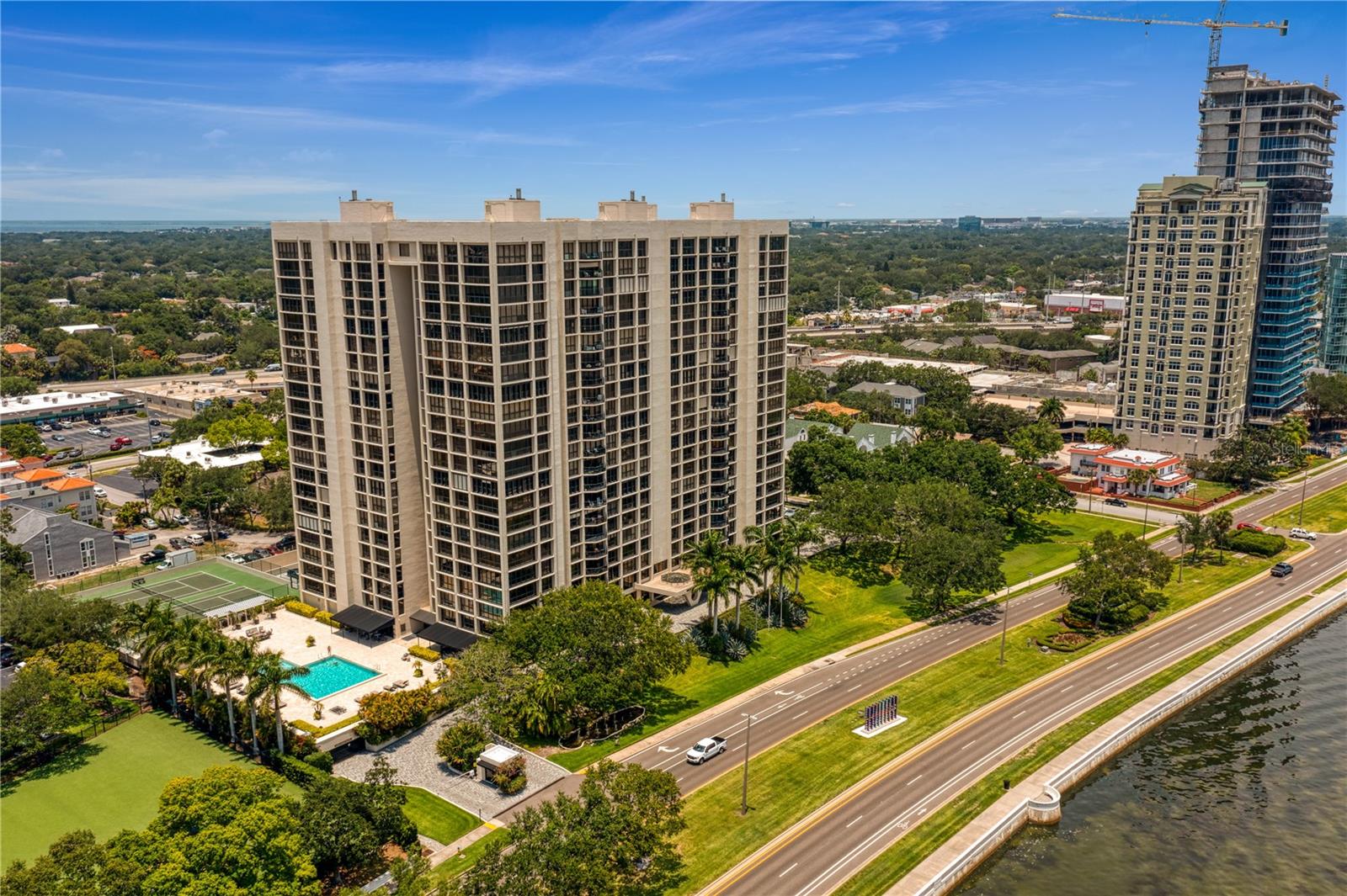 3301 BAYSHORE BLVD #901E