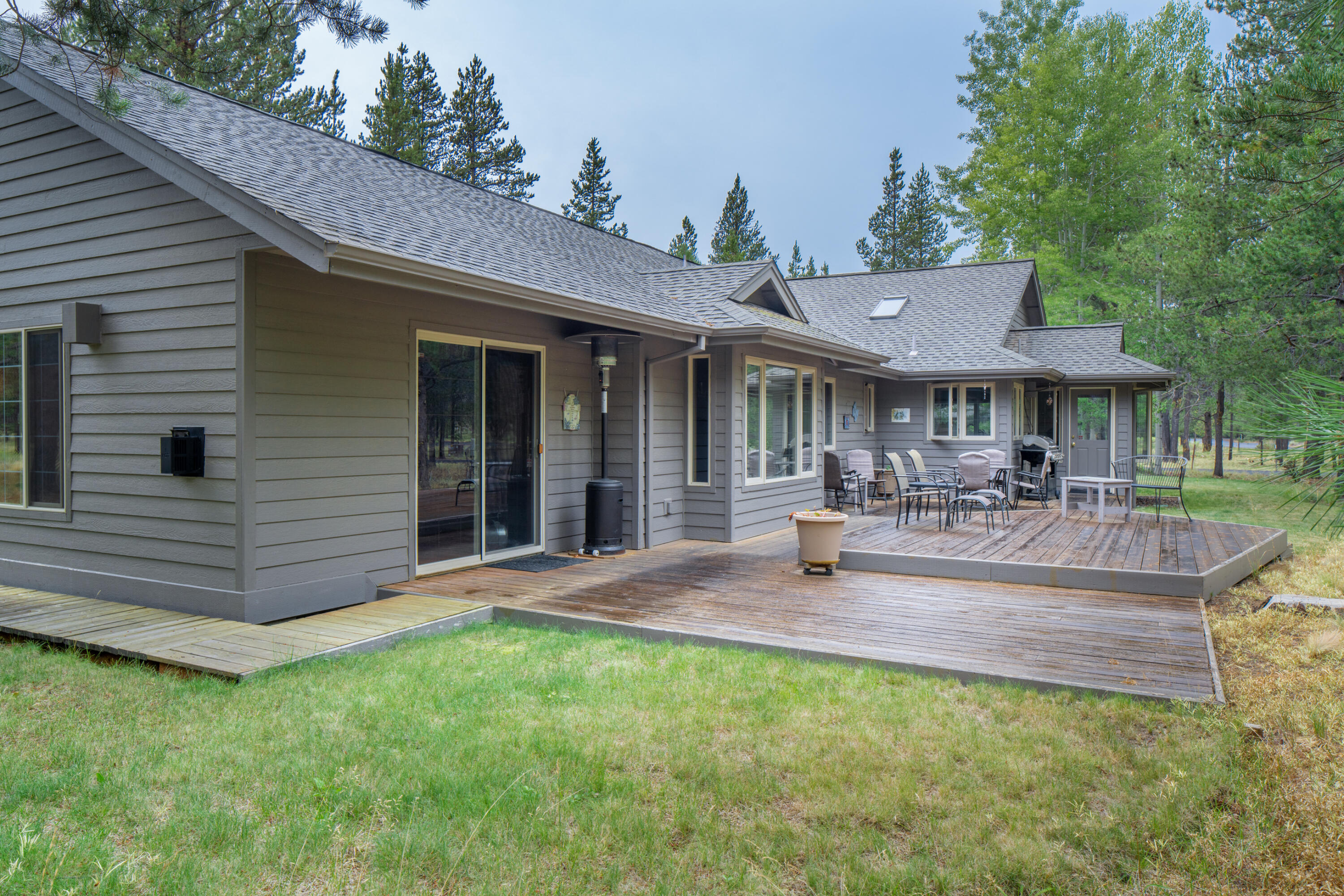 57390 Summit View Drive, 4