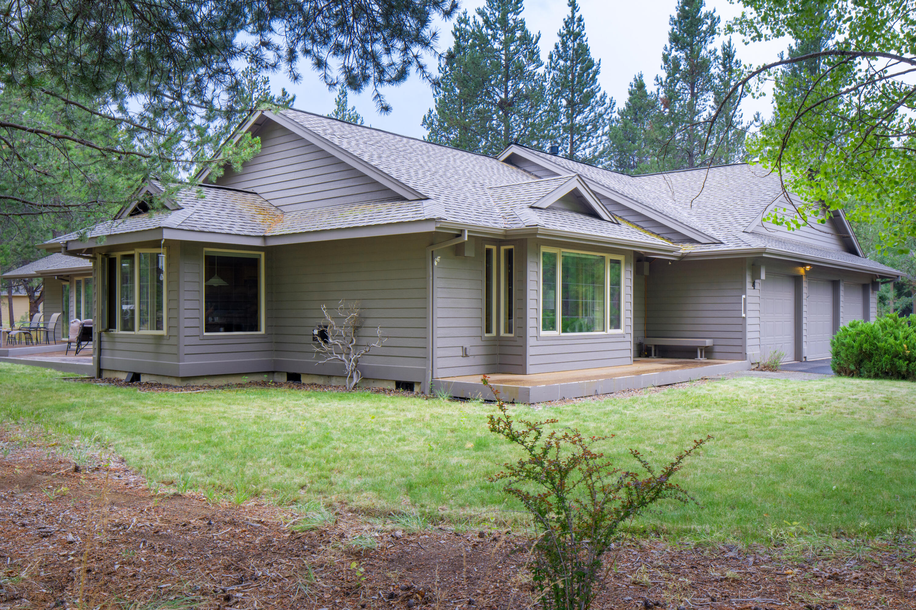 57390 Summit View Drive, 4