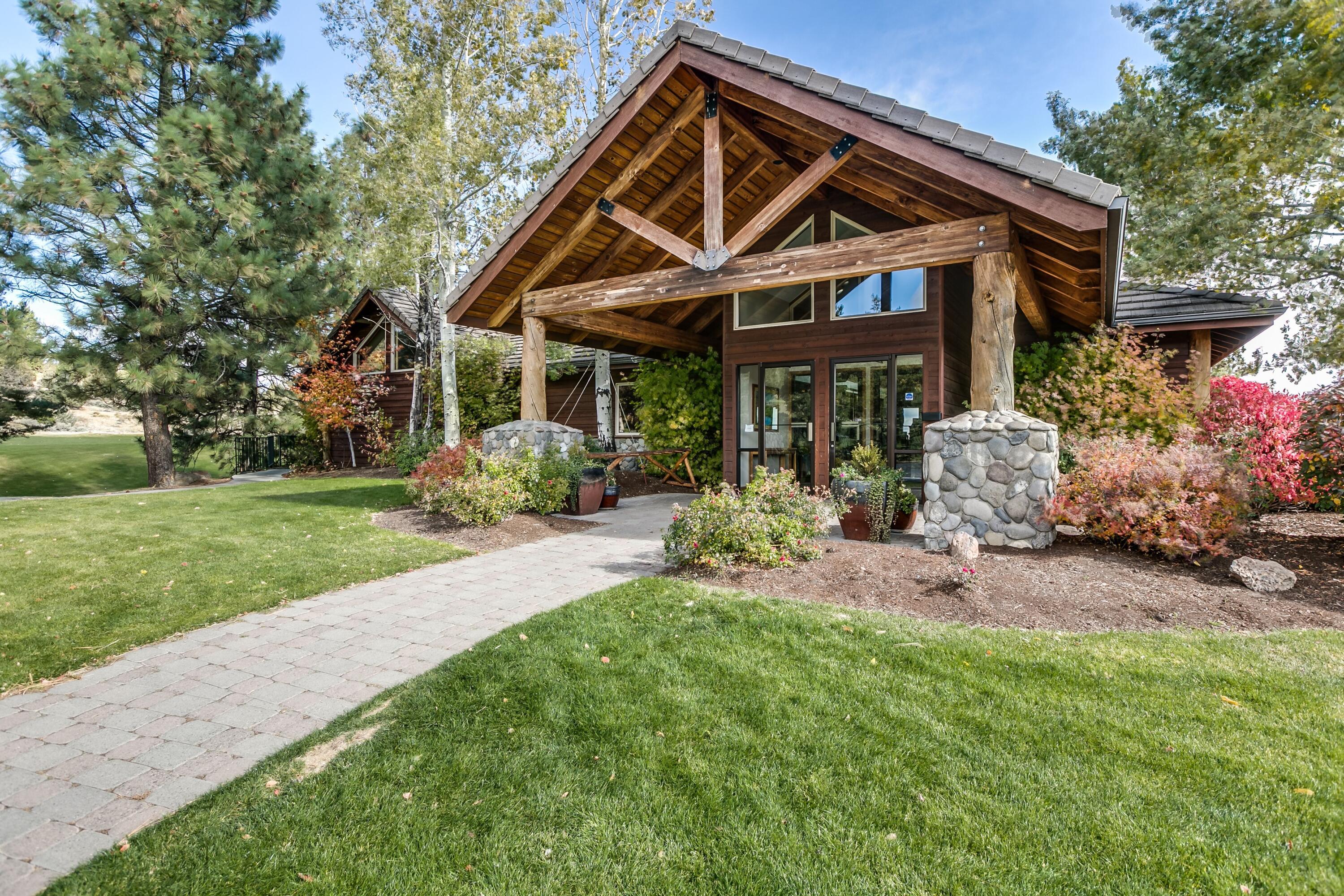 2432 NW Majestic Ridge Drive