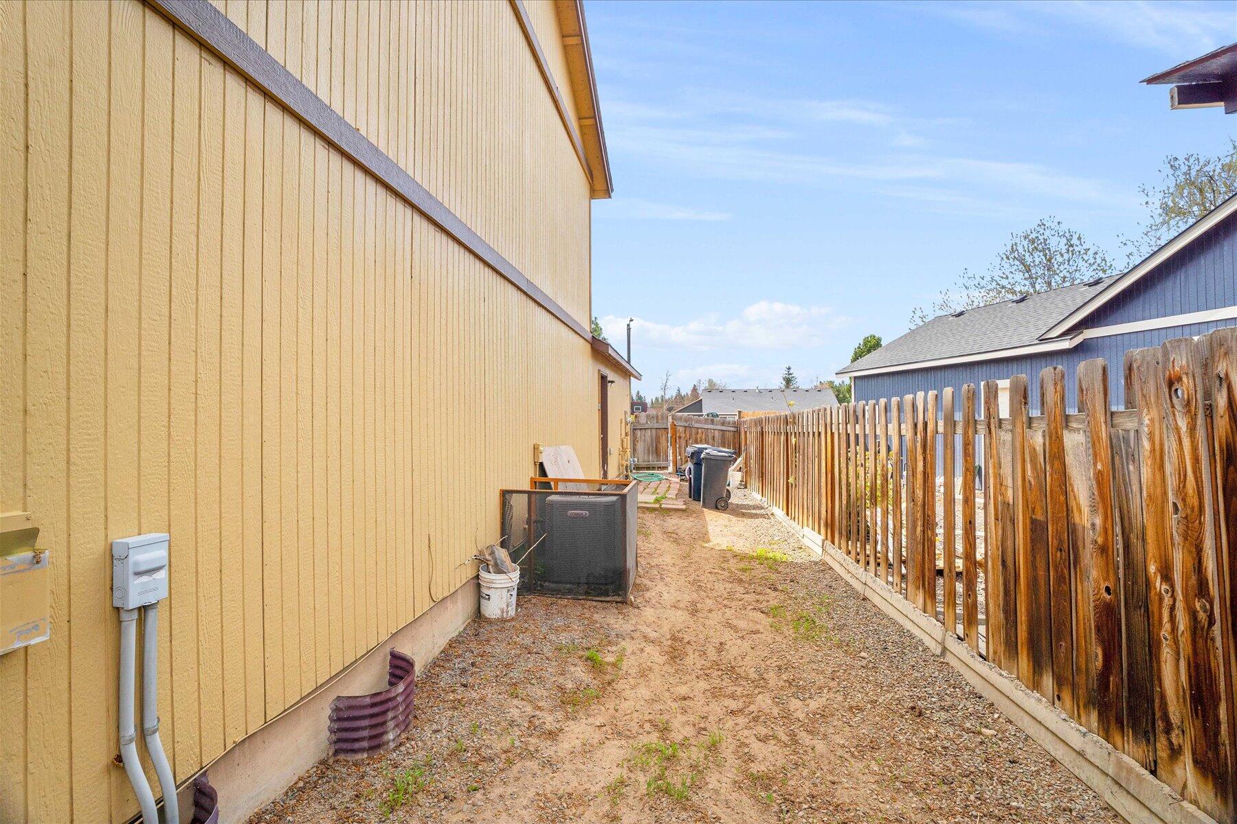 20044 Mount Hope Lane