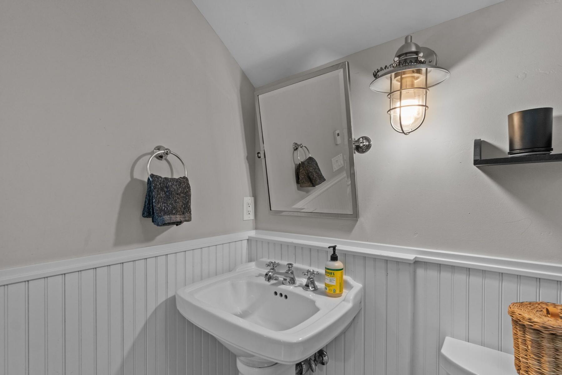 2306 NW High Lakes Loop