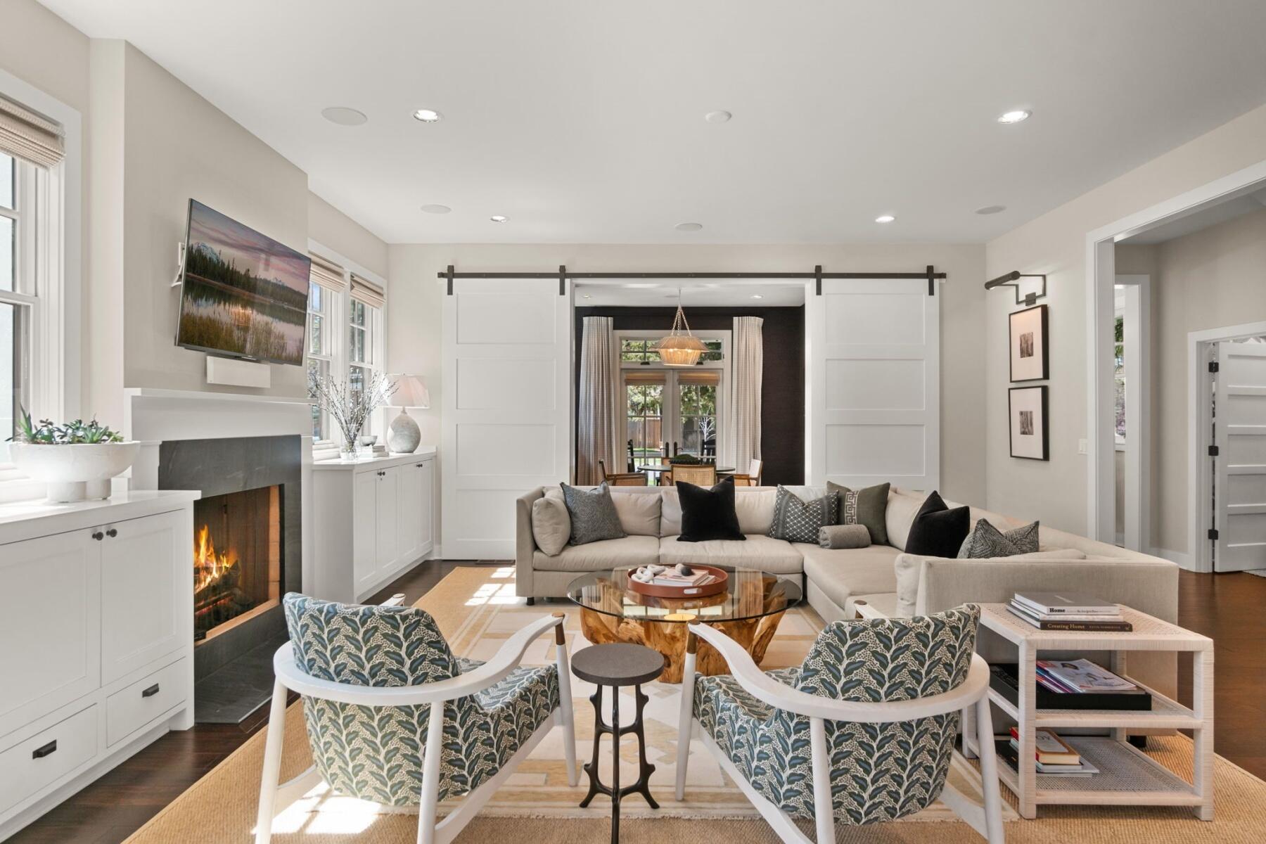2306 NW High Lakes Loop