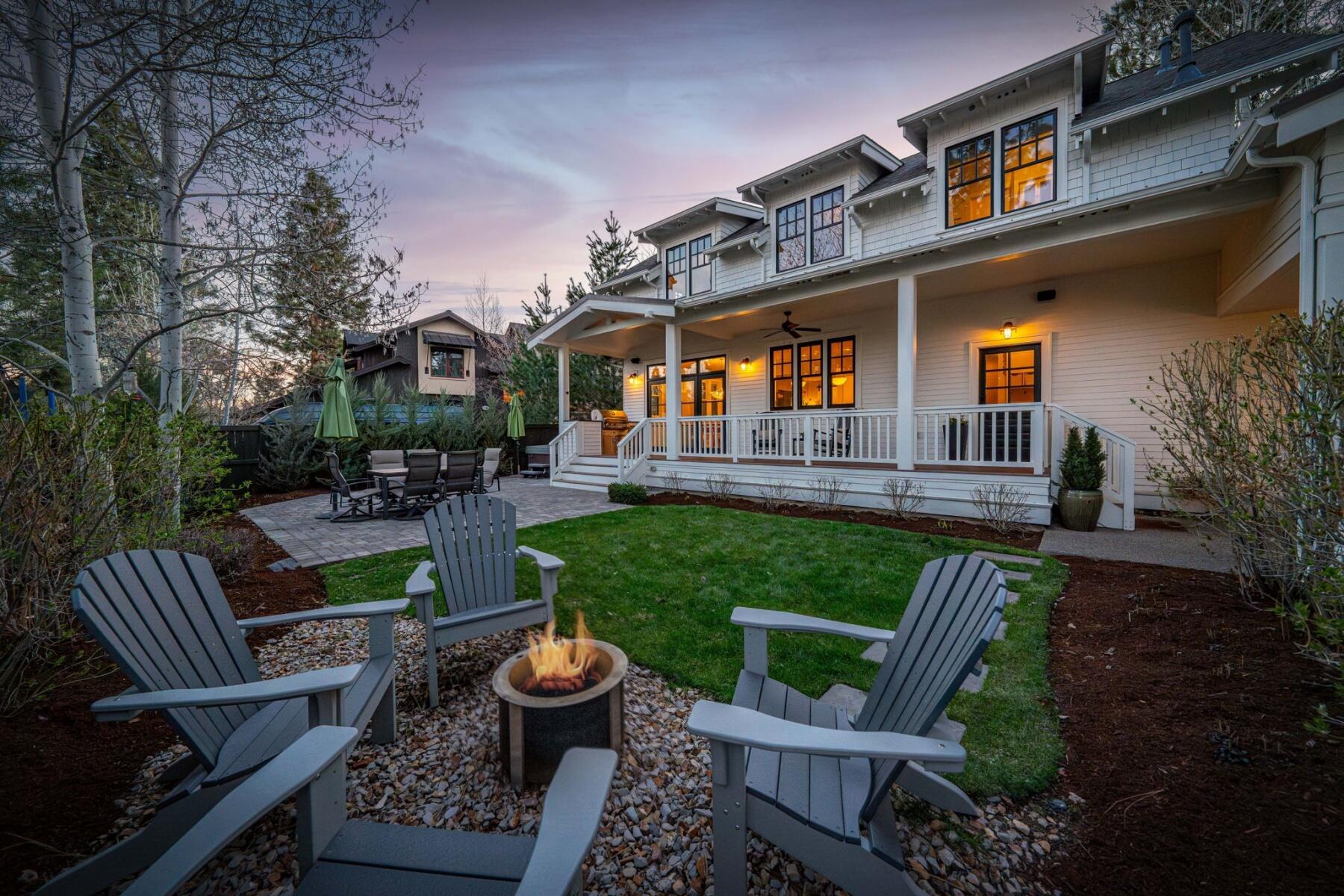 2306 NW High Lakes Loop