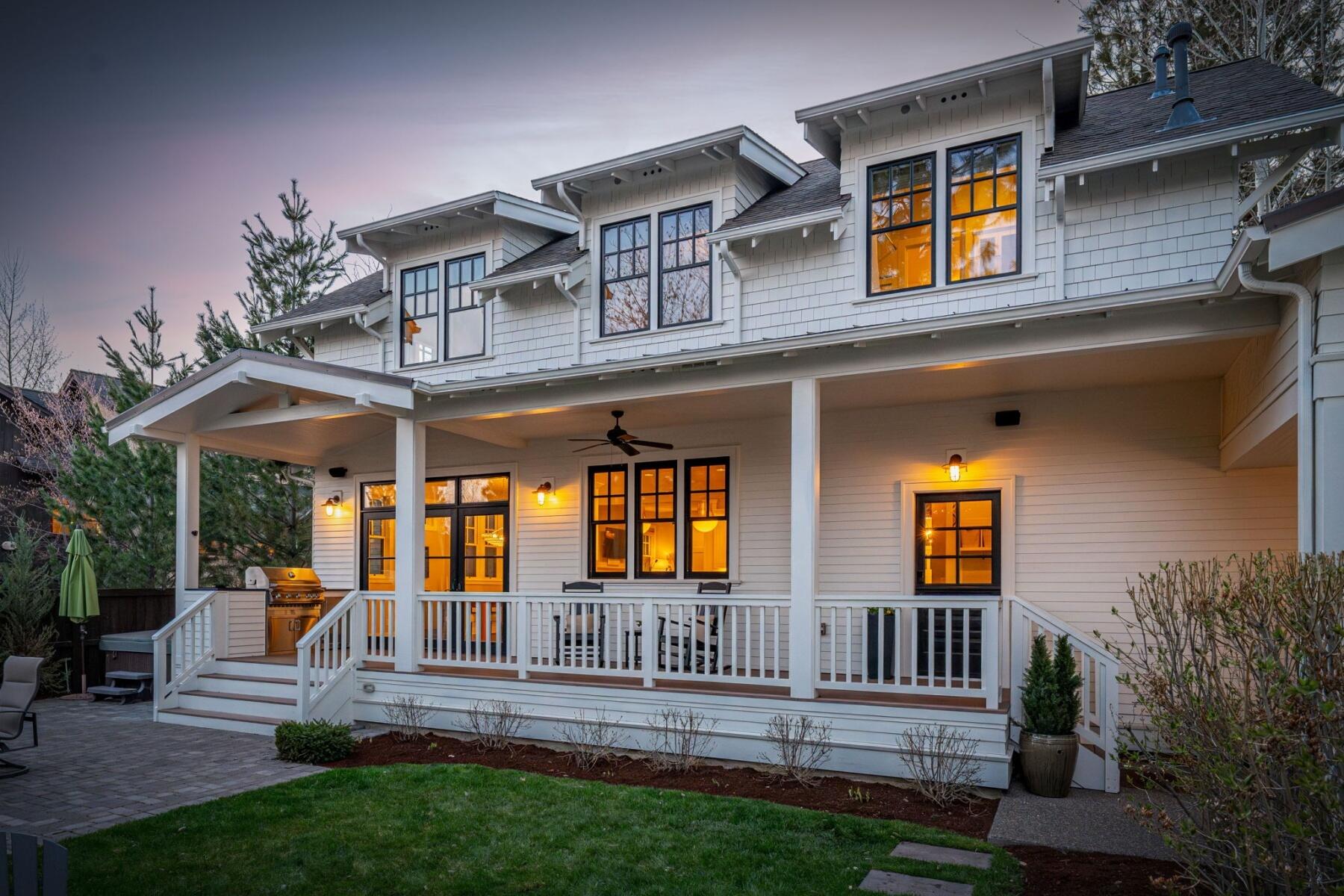 2306 NW High Lakes Loop