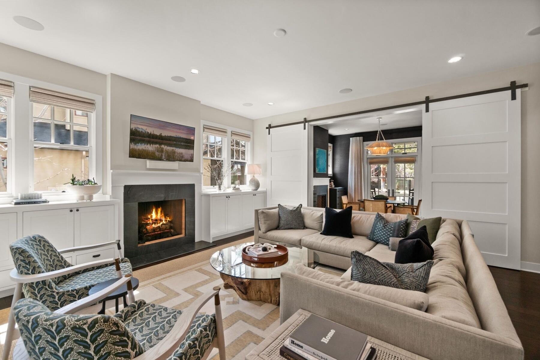 2306 NW High Lakes Loop