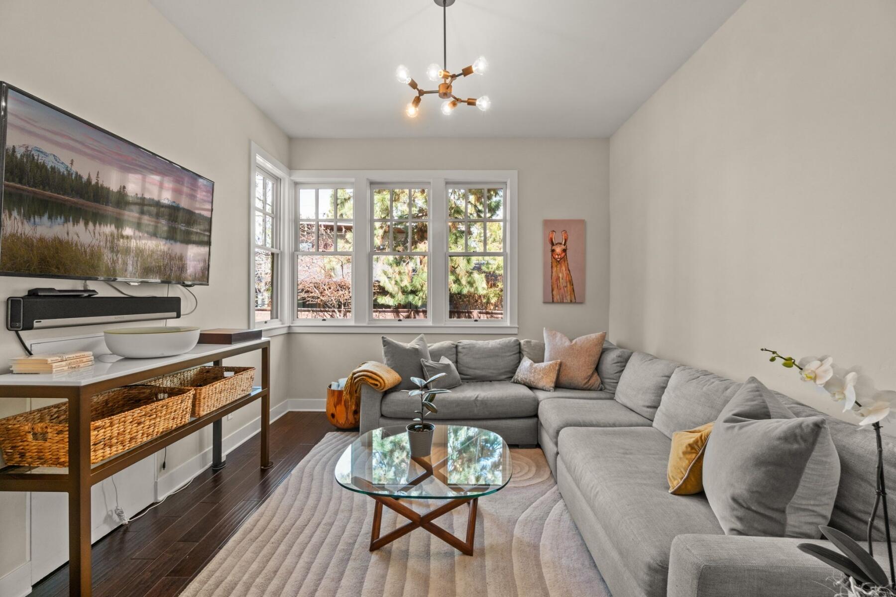 2306 NW High Lakes Loop