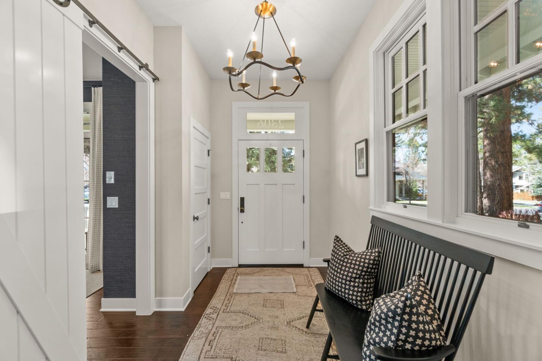 2306 NW High Lakes Loop