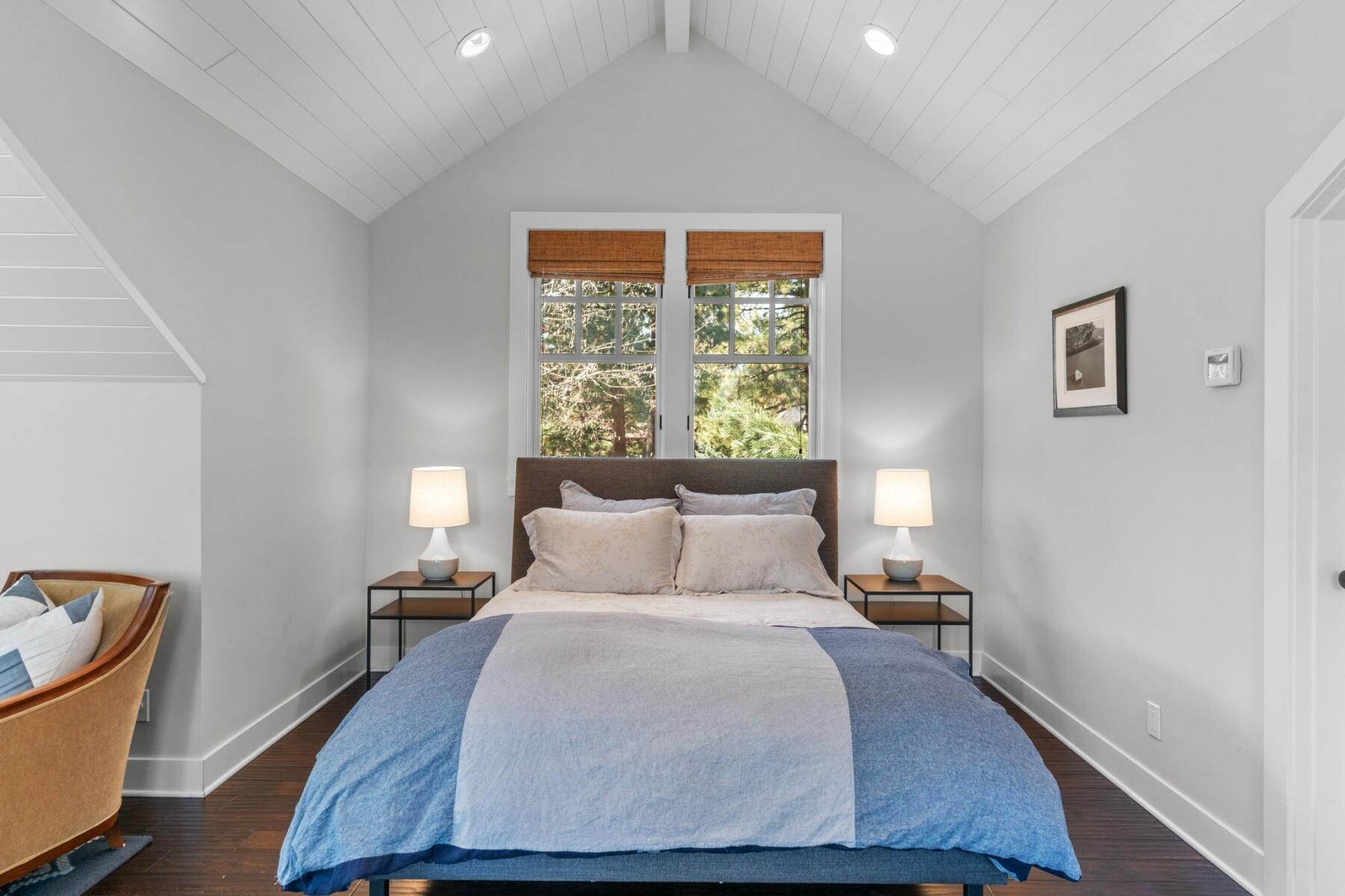 2306 NW High Lakes Loop
