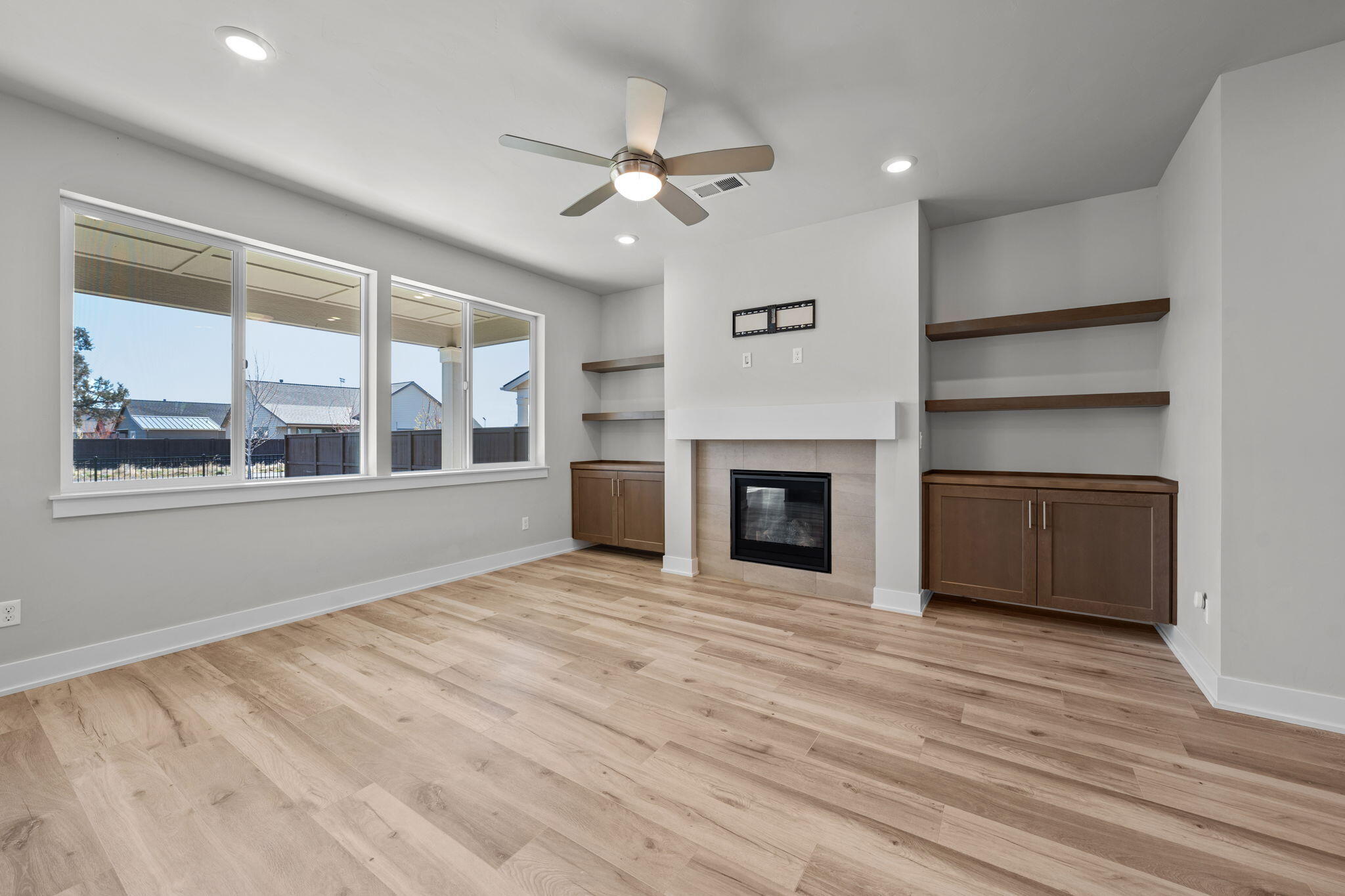 4246 SW 47th Place