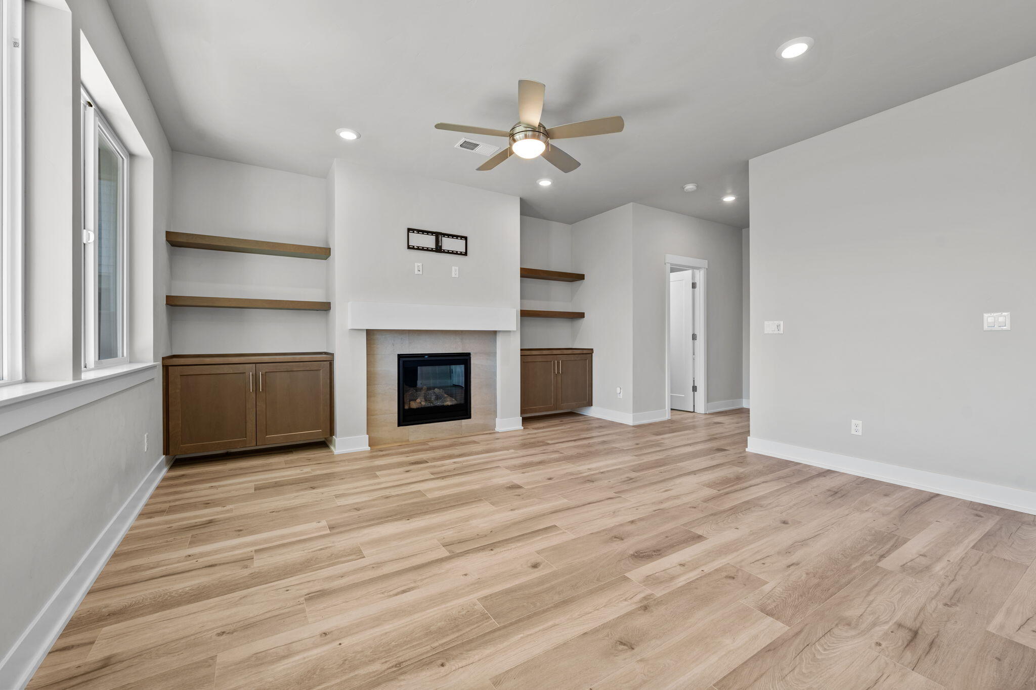 4246 SW 47th Place