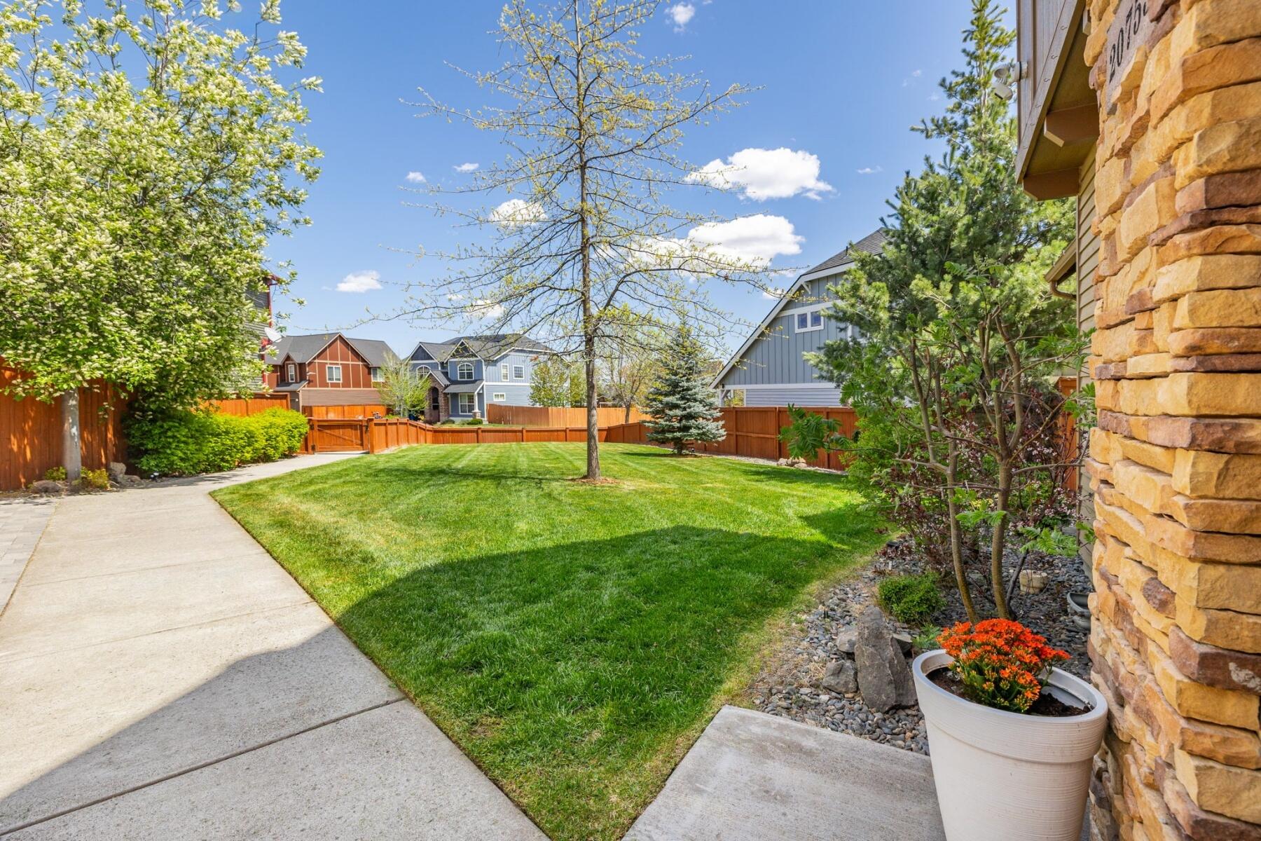 20753 Kilbourne Loop