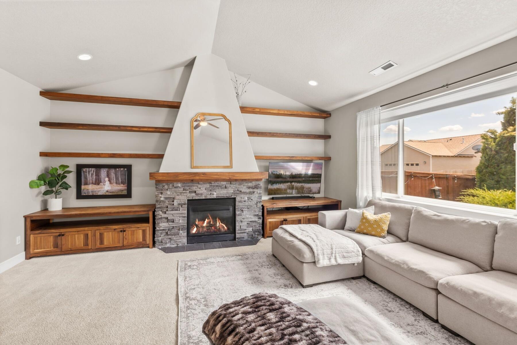 20753 Kilbourne Loop