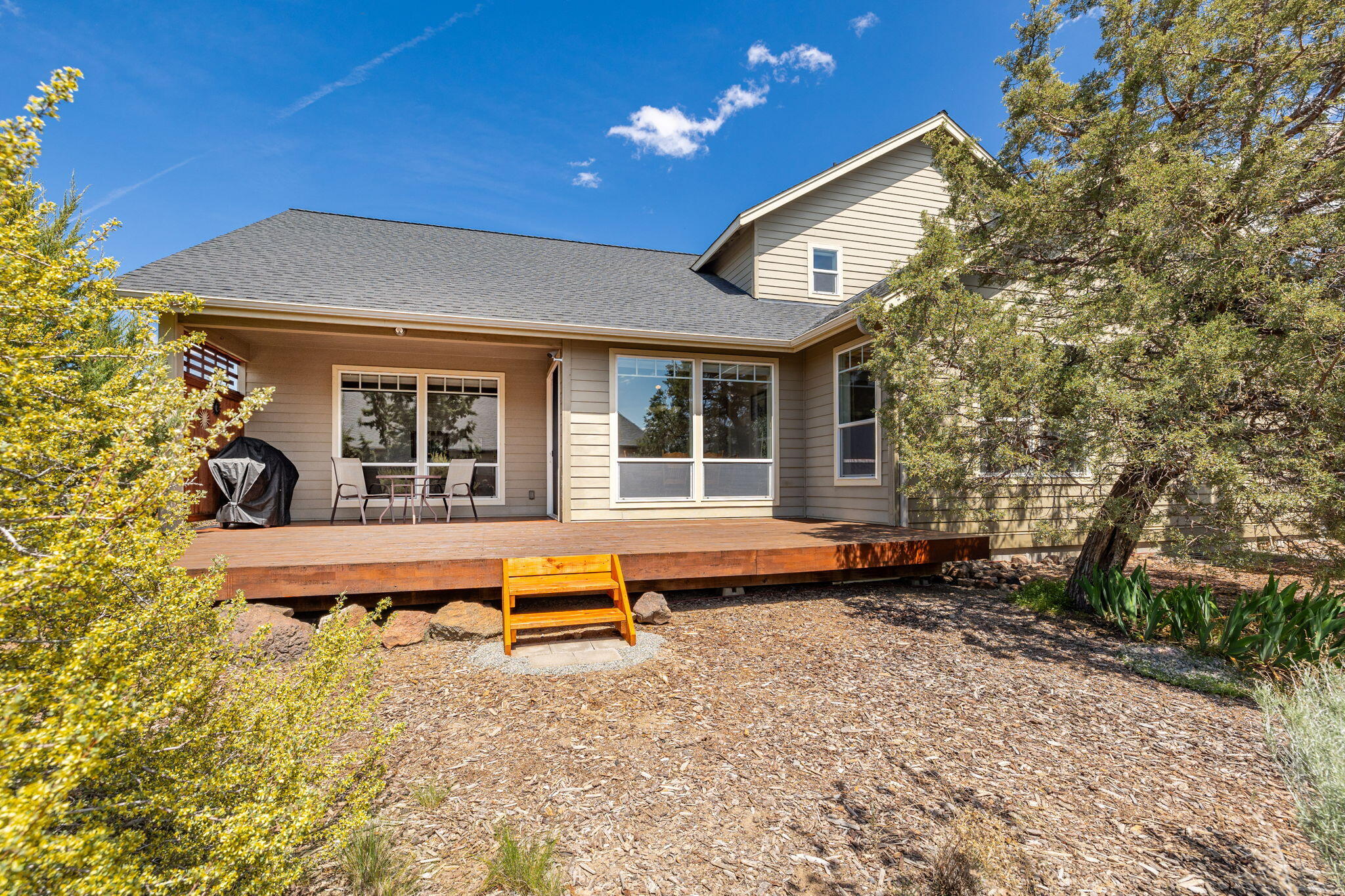 3469 SW 35th Place