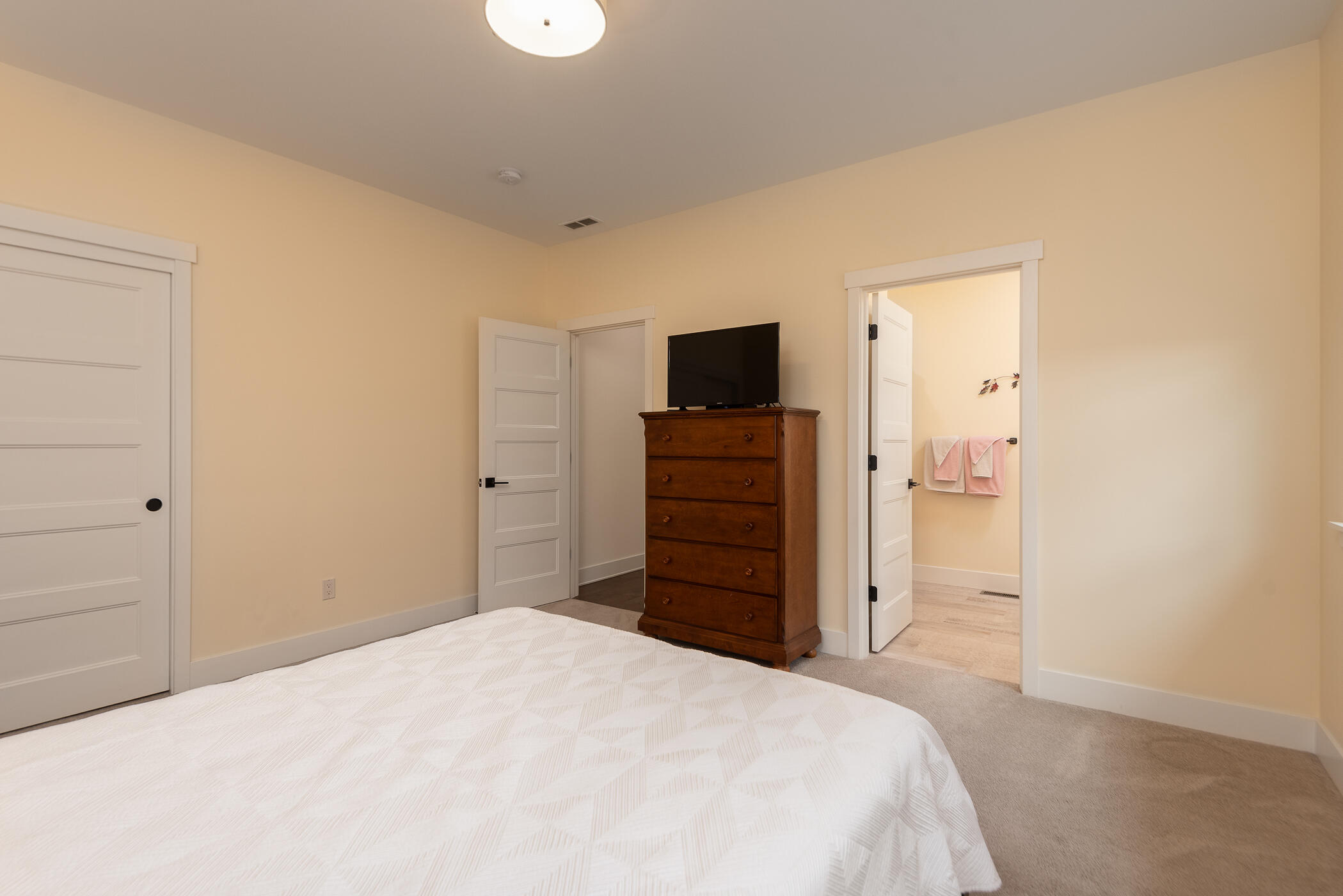 3533 SW 47th Street