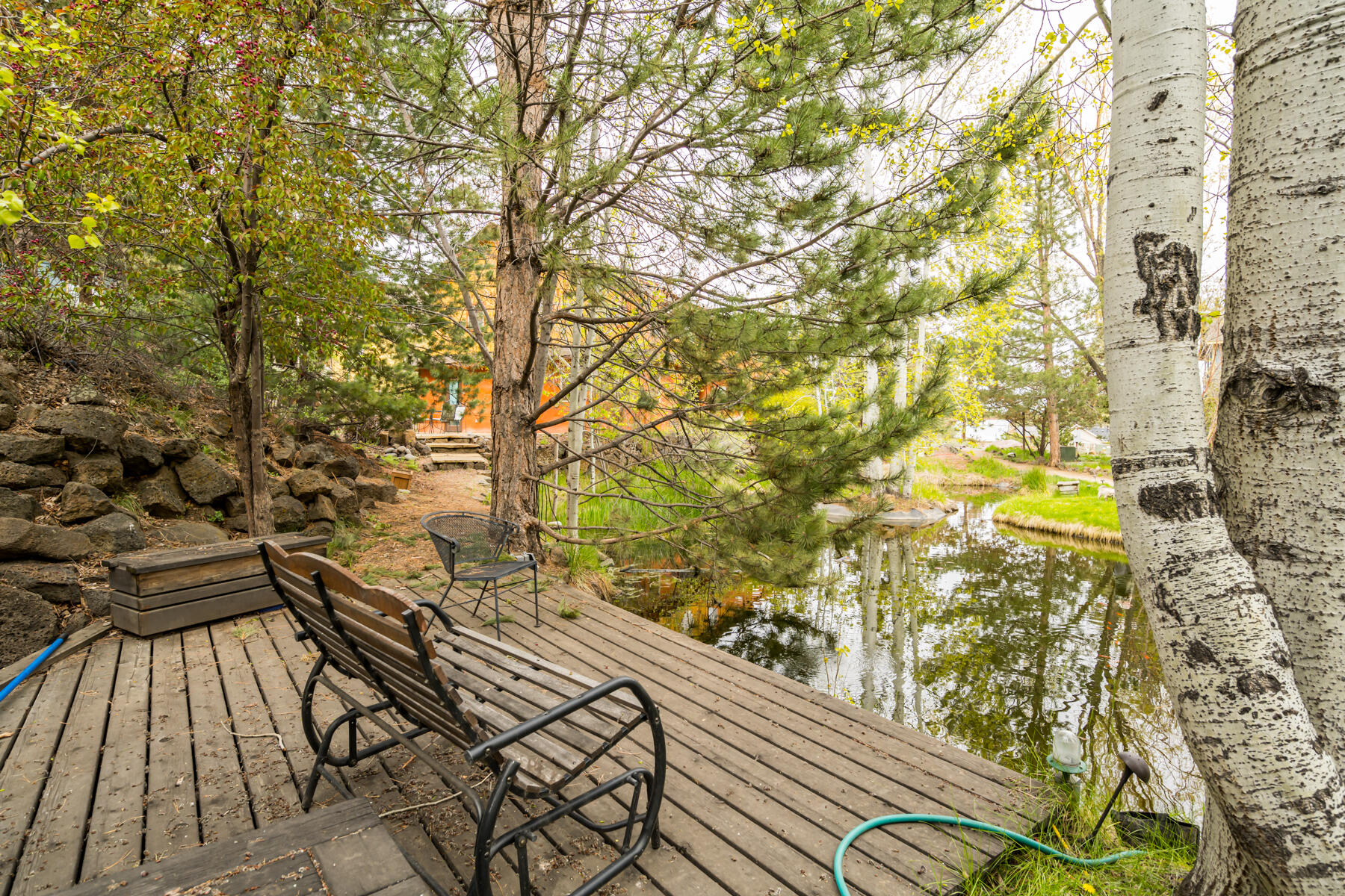 2520 NE Daggett Lane