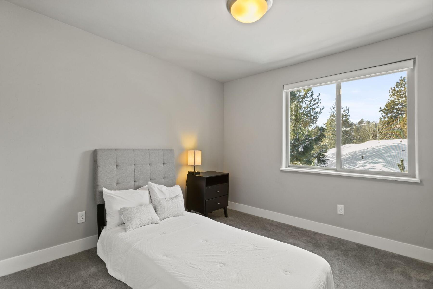 3087 NW Canyon Springs Place